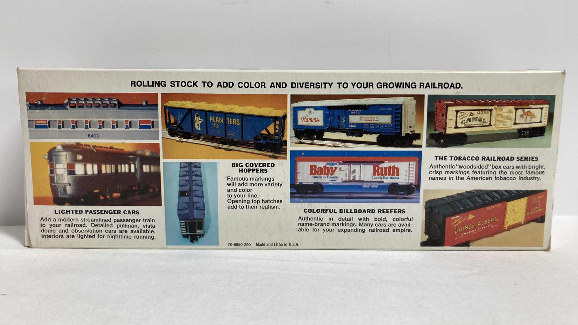 Photo 1 of LIONEL BUDWEISER REEFER CAR 6-5704