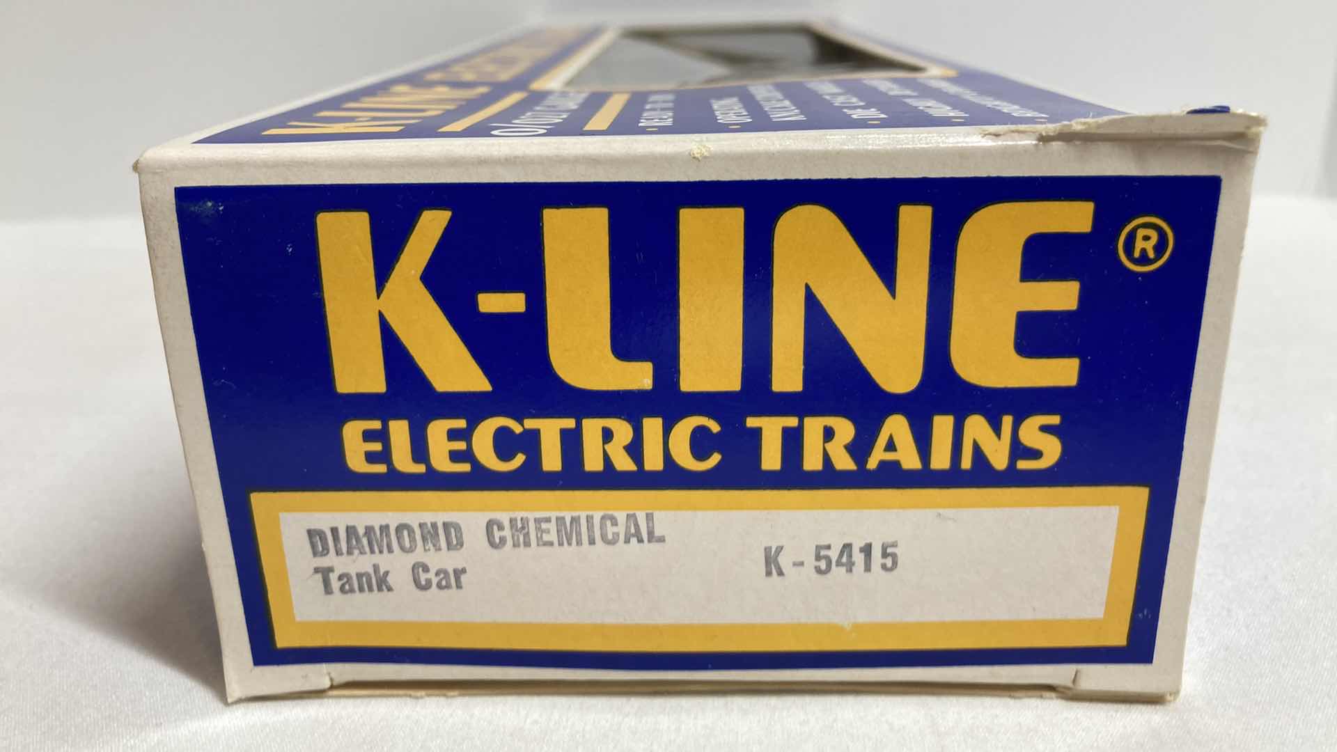 Photo 1 of K LINE ELECTRIC TRAINS DIAMOND CHEMICAL TANK CAR K-5415
