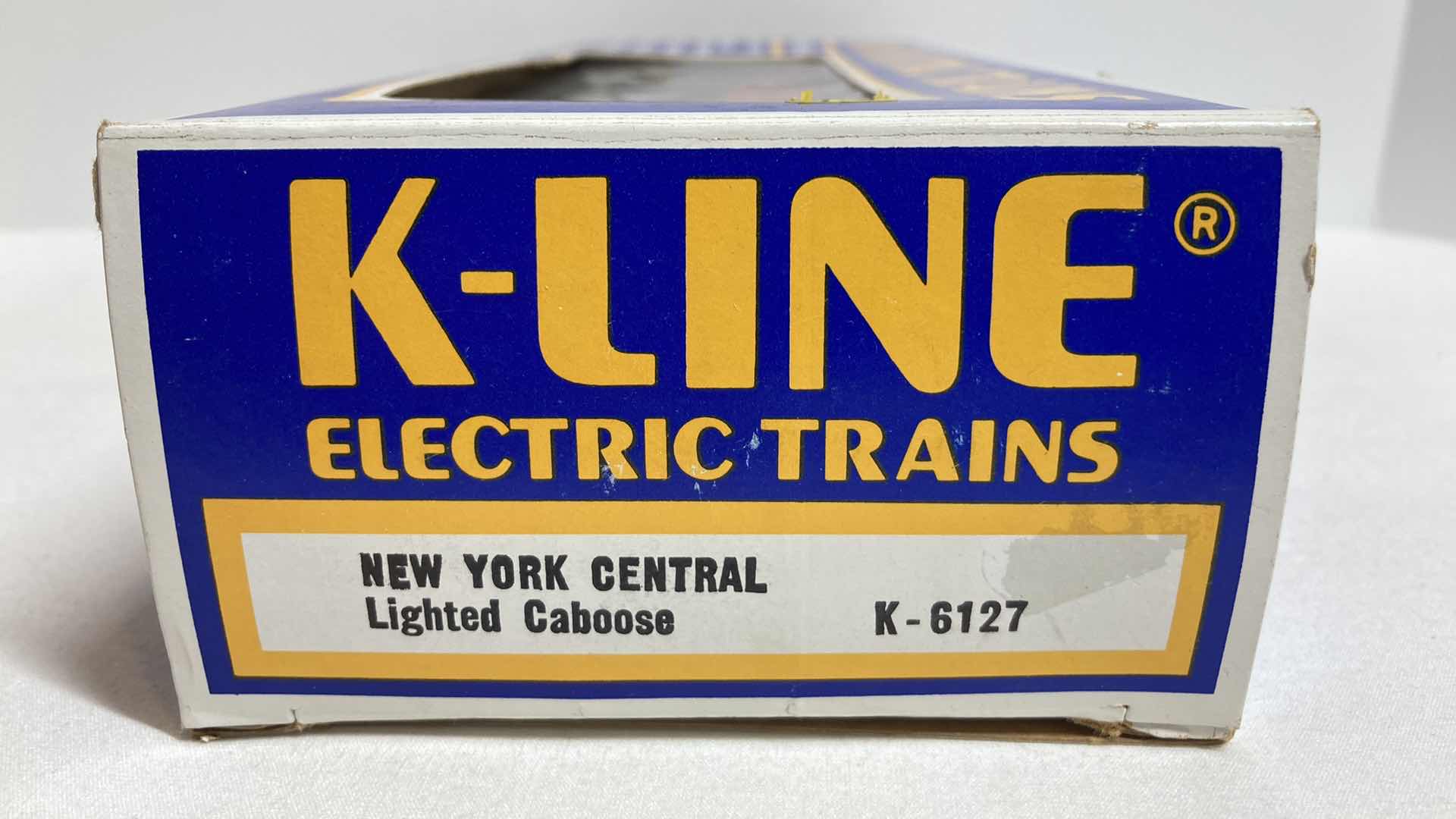 Photo 1 of K LINE ELECTRIC TRAINS NEW YORK CENTRAL LIGHTED CABOOSE CAR K-6127