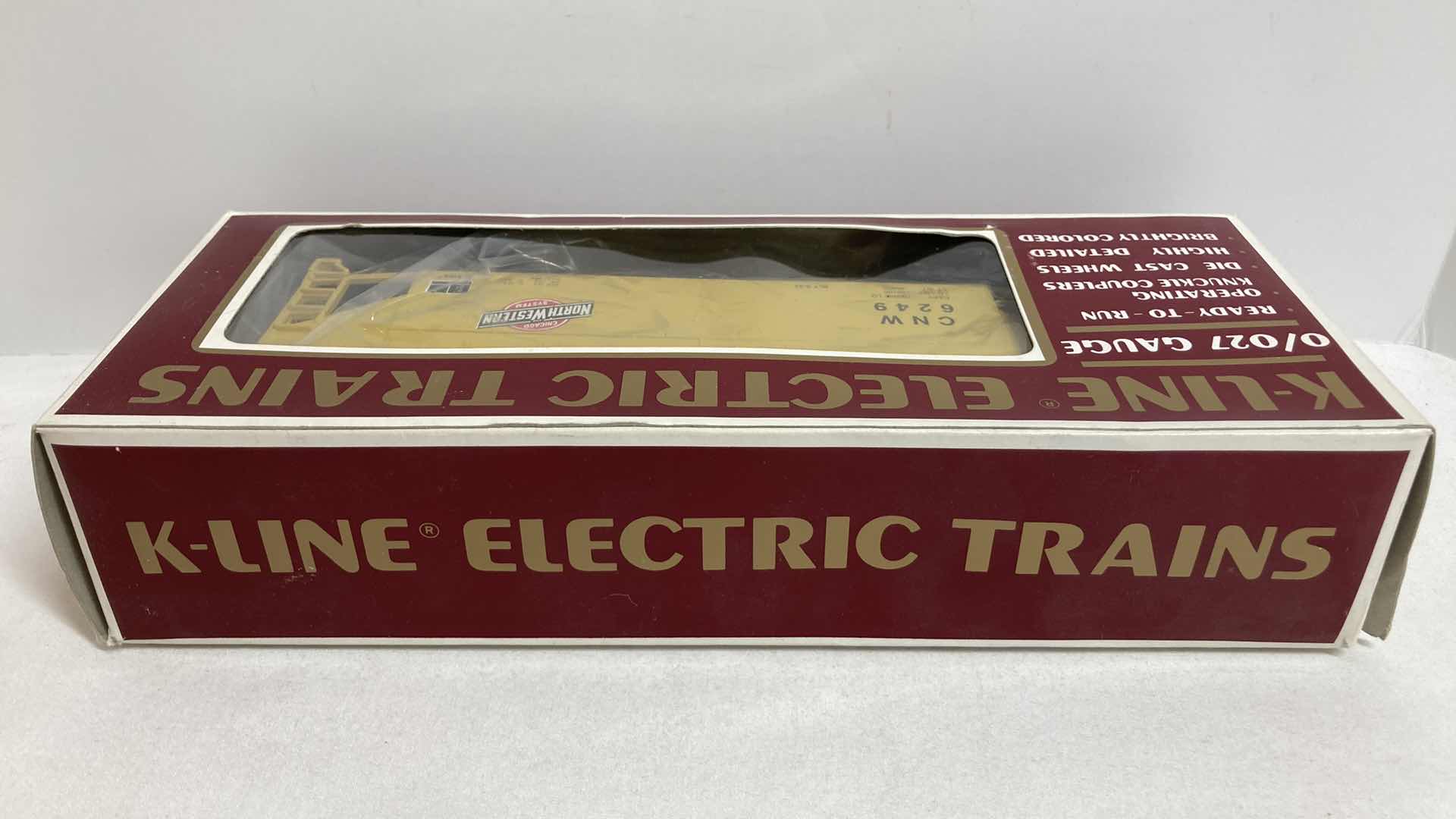 Photo 1 of K LINE ELECTRIC TRAINS C &  NW CLASSIC HOPPER W COVER K-6249