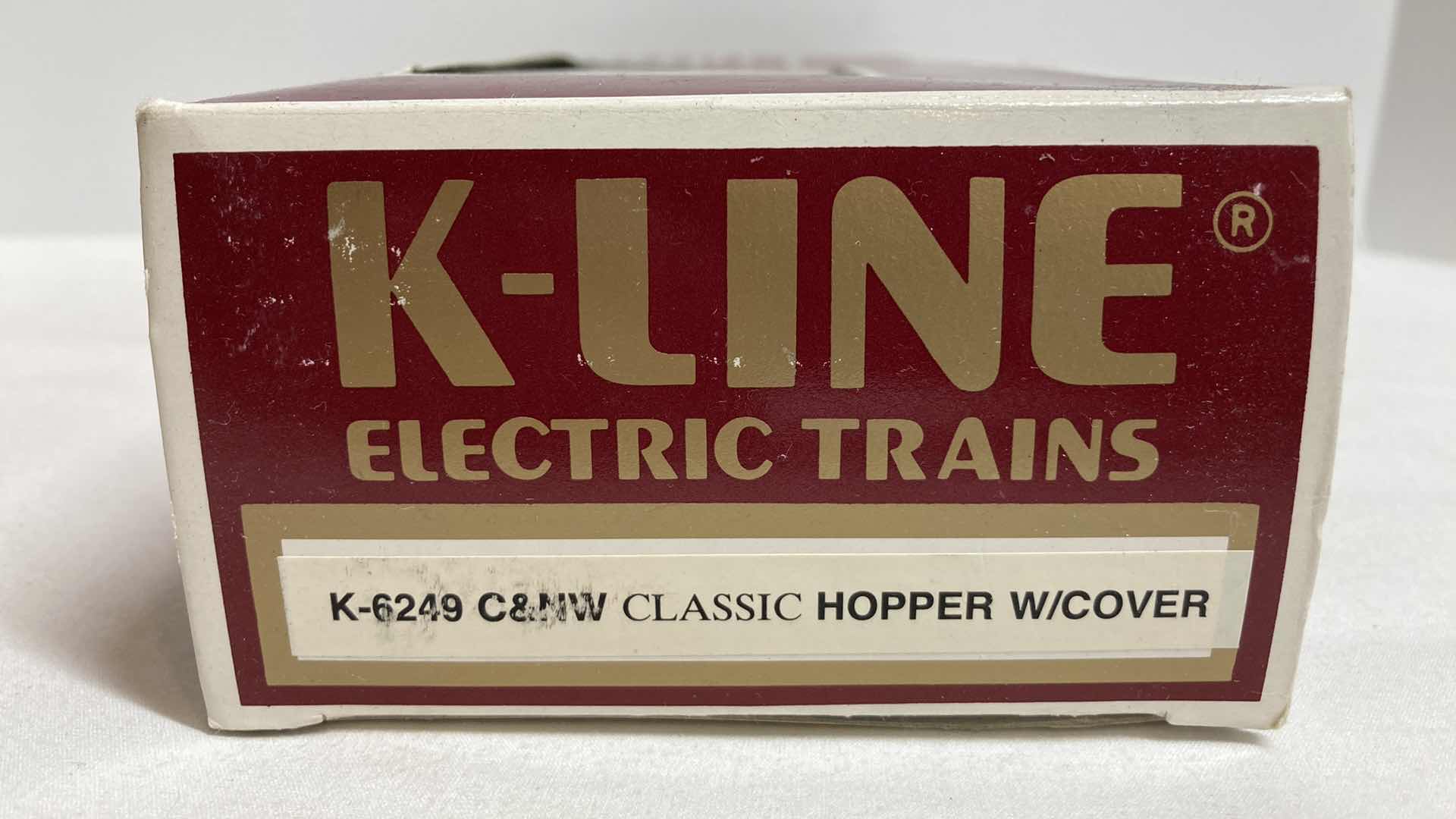 Photo 1 of K LINE ELECTRIC TRAINS C &  NW CLASSIC HOPPER W COVER K-6249