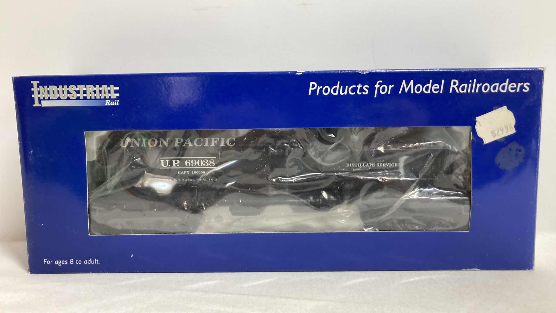 Photo 1 of INDUSTRIAL RAIL UNION PACIFIC TANK CAR CAR IDM 6004 027