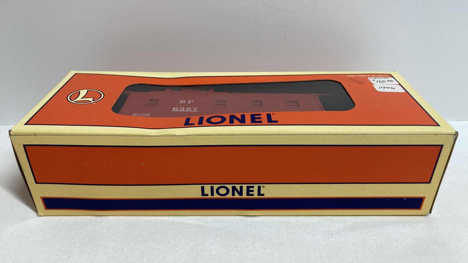 Photo 2 of LIONEL SOUTHERN PACIFIC CABOOSE CAR 6-19734