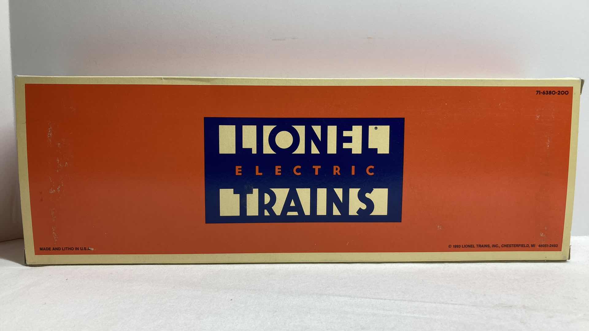 Photo 1 of LIONEL ELECTRIC TRAINS CSXT CENTER I-BEAM FLAT CAR 6-16381