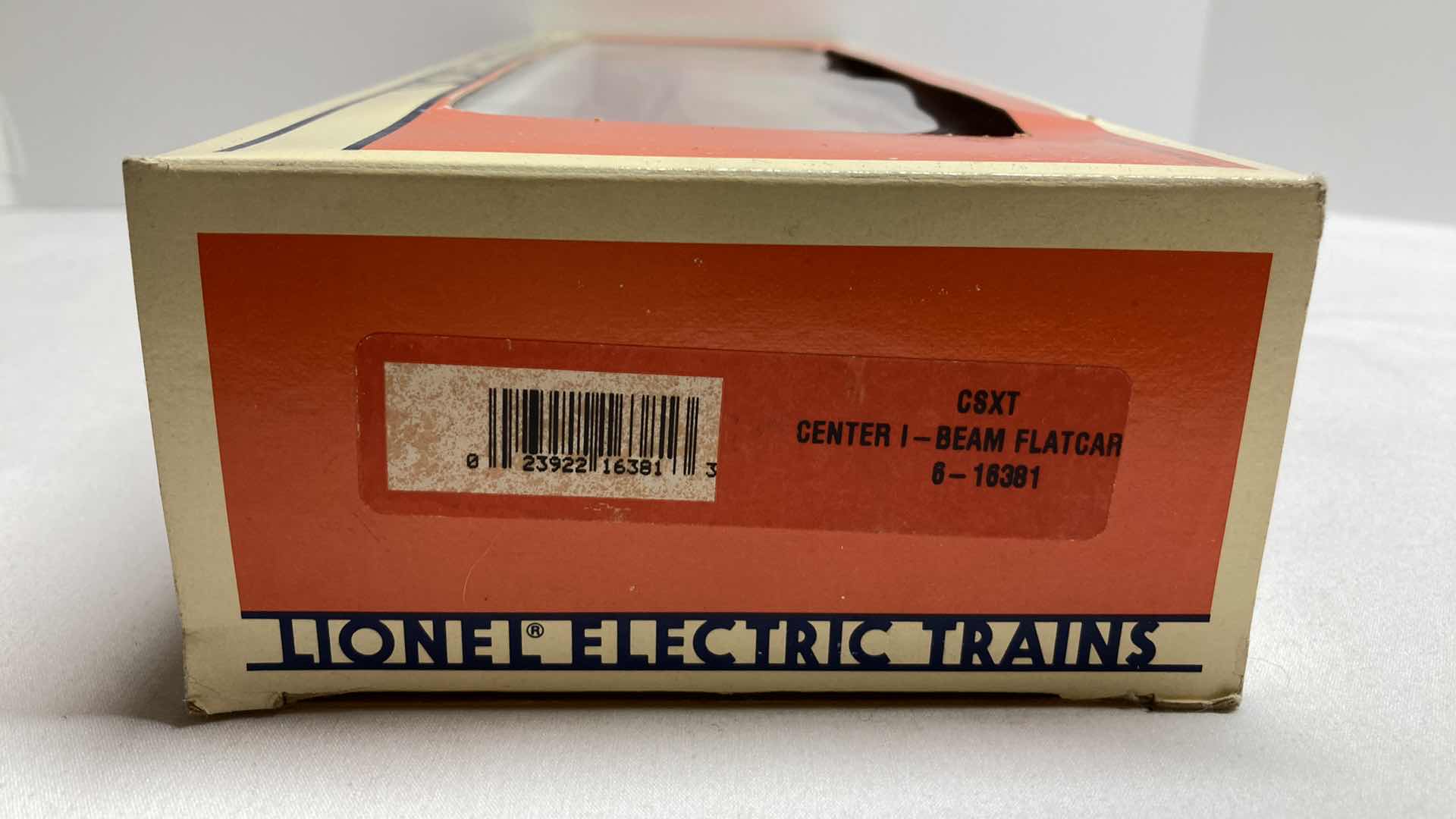 Photo 1 of LIONEL ELECTRIC TRAINS CSXT CENTER I-BEAM FLAT CAR 6-16381