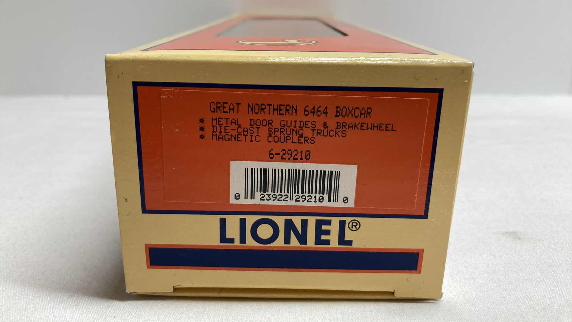 Photo 1 of LIONEL GREAT NORTHERN 6464 BOX CAR 6-29210