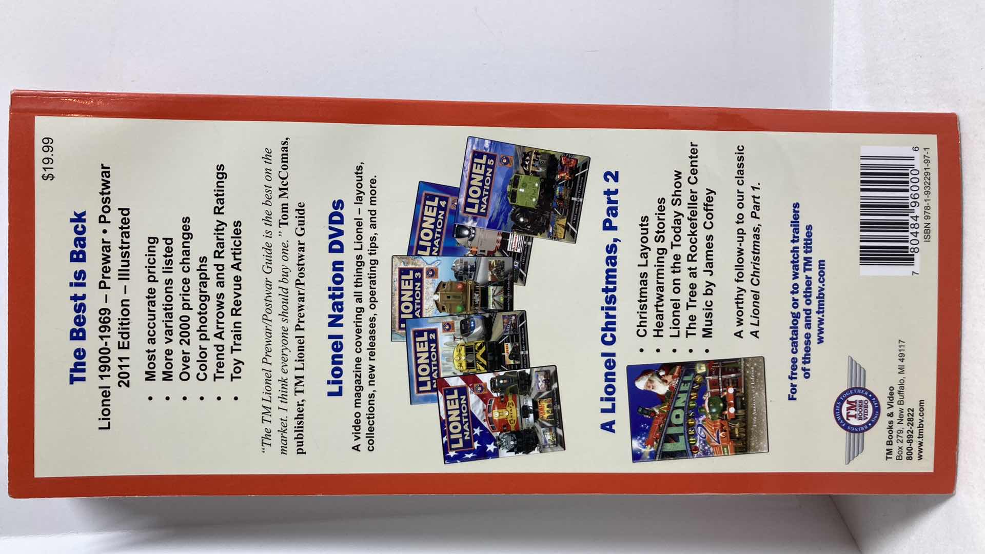 Photo 1 of LIONEL PRICE & RARITY GUIDE W TRAIN MEMORABILIA (8)