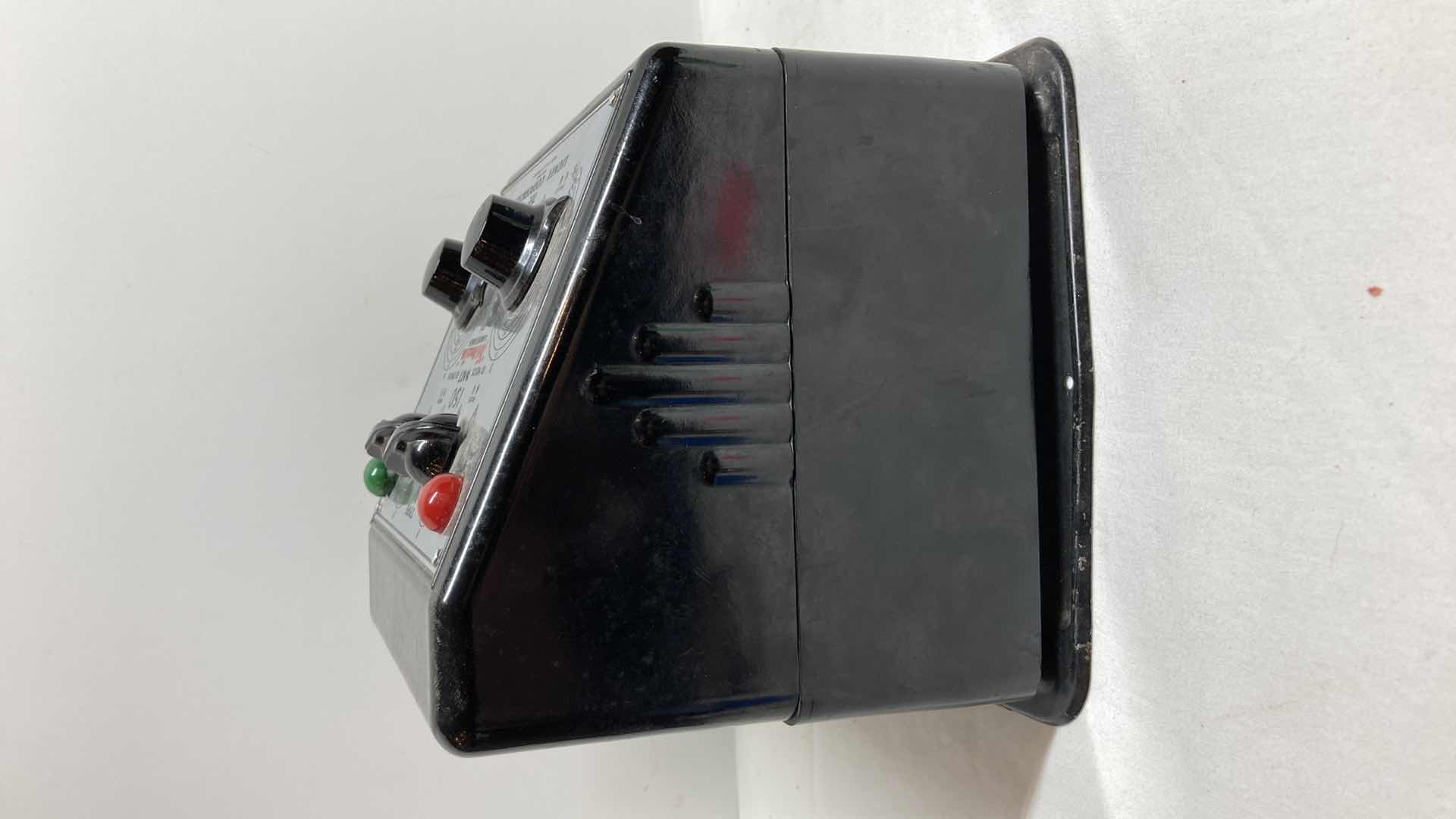 Photo 1 of LIONEL TRAIN MASTER 150 WATT TRANSFORMER TYPE V