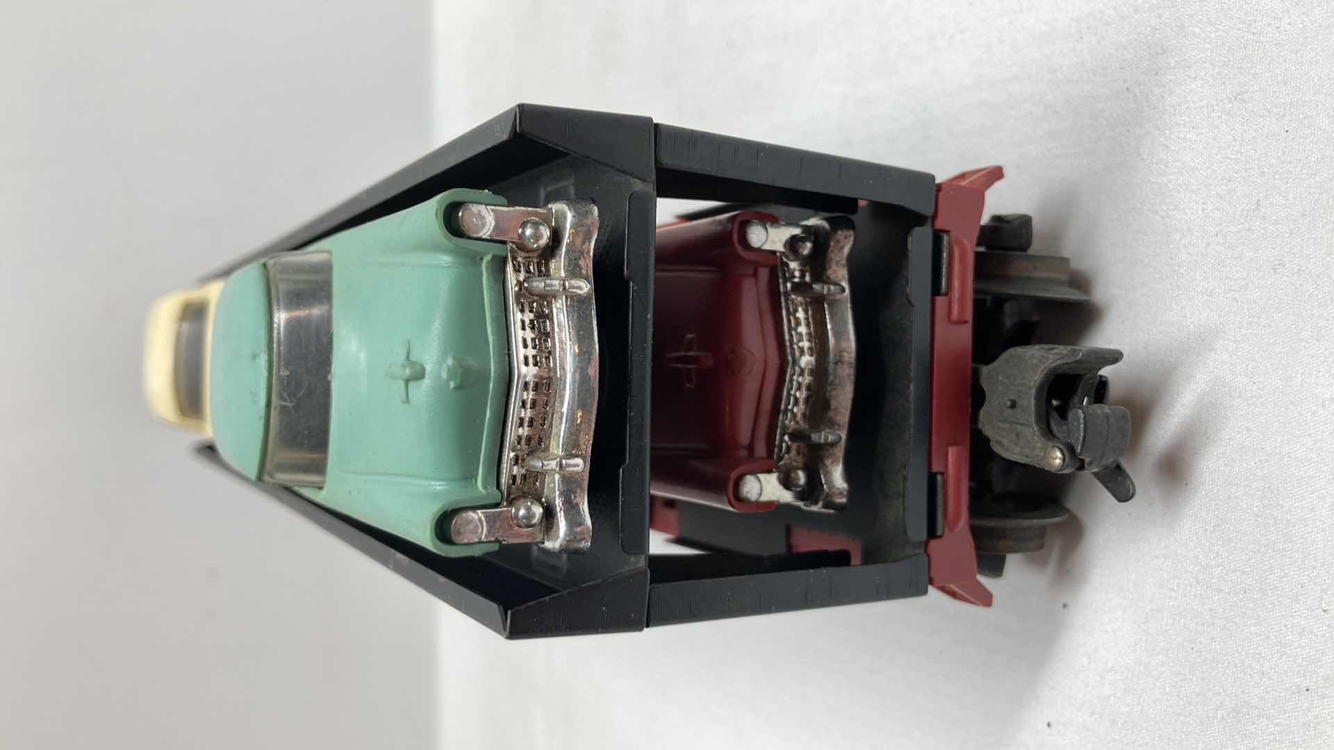 Photo 5 of LIONEL ELECTRIC TRAINS AUTOMOBILE CAR 6414-11