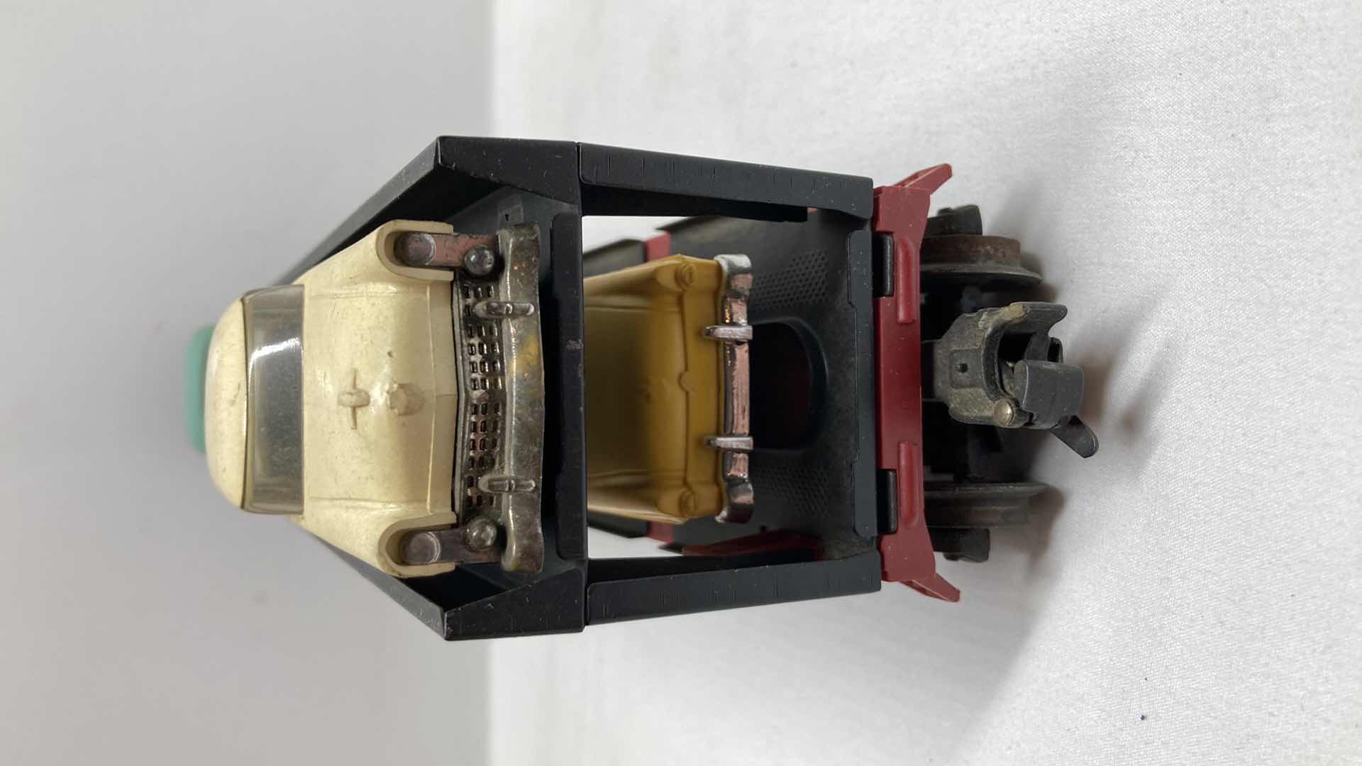 Photo 3 of LIONEL ELECTRIC TRAINS AUTOMOBILE CAR 6414-11