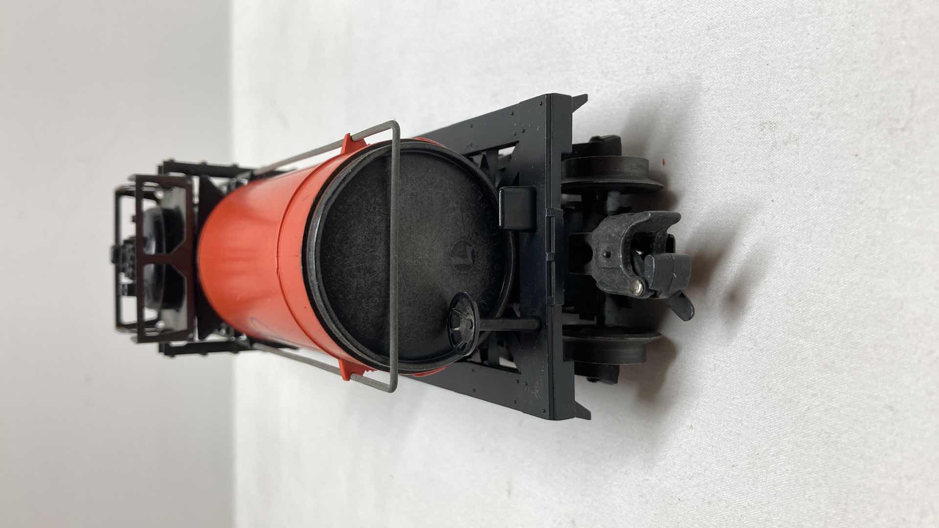 Photo 1 of LIONEL ELECTRIC TRAINS CHEMICAL TANK CAR 6315-12