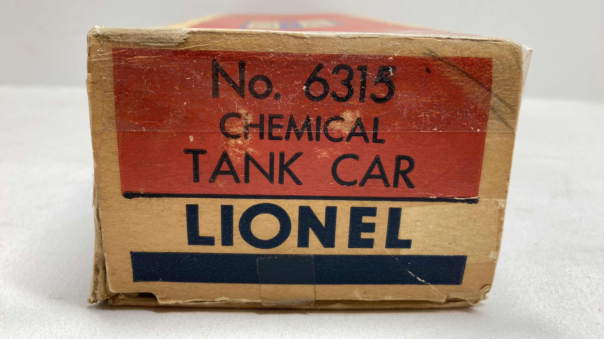Photo 1 of LIONEL ELECTRIC TRAINS CHEMICAL TANK CAR 6315-12