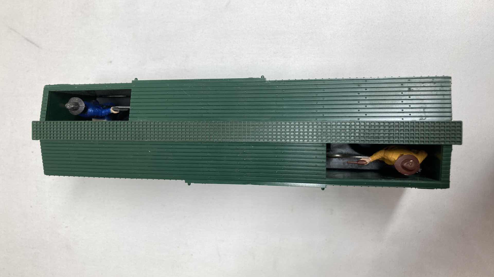 Photo 1 of LIONEL ELECTRIC TRAINS ANIMATED SHERIFF AND OUTLAW CAR 3370-18