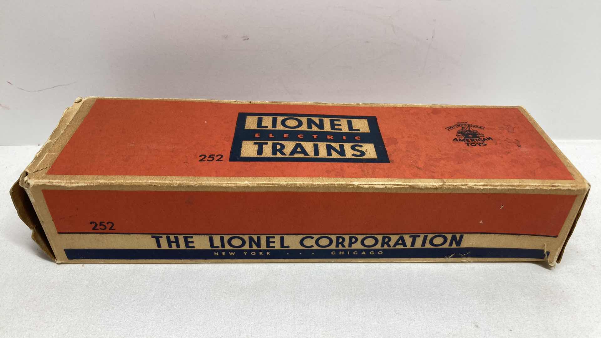 Photo 1 of LIONEL ELECTRIC TRAINS AUTOMATIC CROSSING GATE 252-44