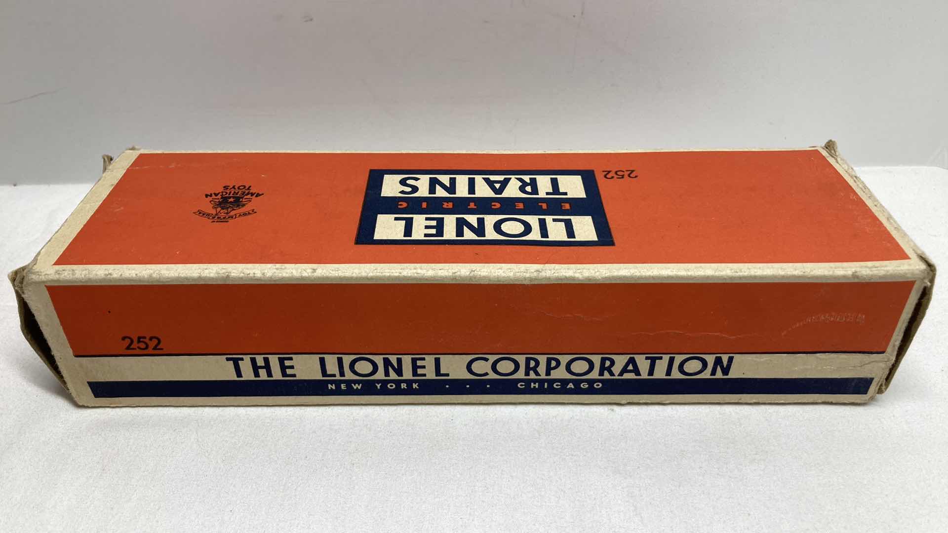 Photo 10 of LIONEL ELECTRIC TRAINS AUTOMATIC CROSSING GATE 252-44