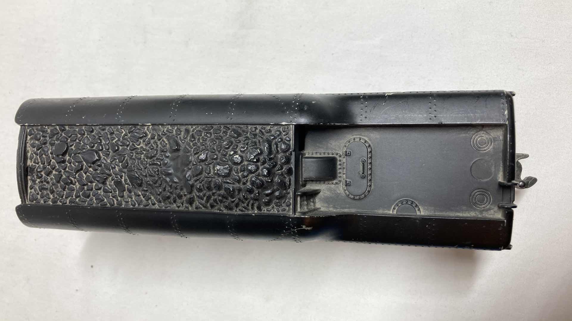 Photo 12 of LIONEL LOCOMOTIVE 246 YR1959-61 W TENDER CAR 2046W