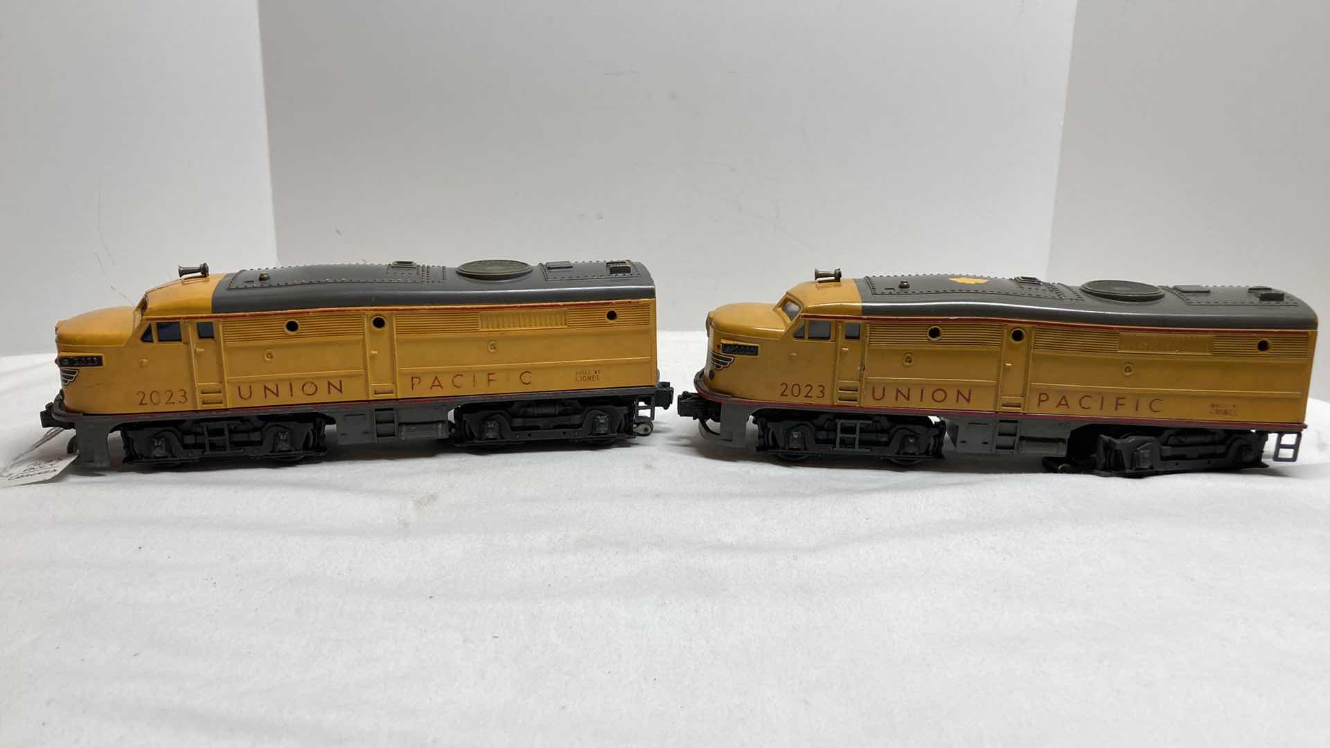 Photo 1 of LIONEL UNION PACIFIC LOCOMOTIVE 2023A YR1950 & LIONEL UNION PACIFIC DUMMY LOCOMOTIVE 2023 YR-1950