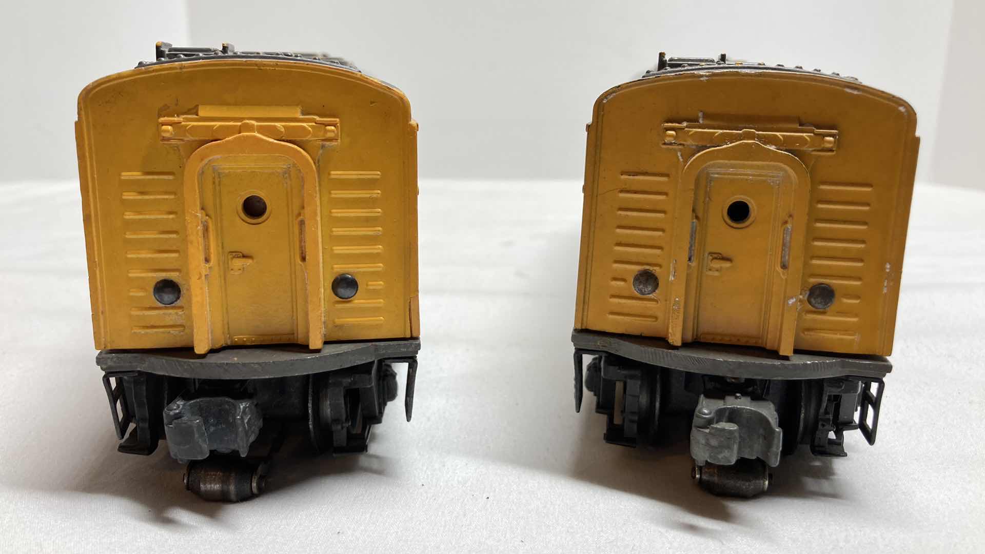 Photo 1 of LIONEL UNION PACIFIC LOCOMOTIVE 2023A YR1950 & LIONEL UNION PACIFIC DUMMY LOCOMOTIVE 2023 YR-1950