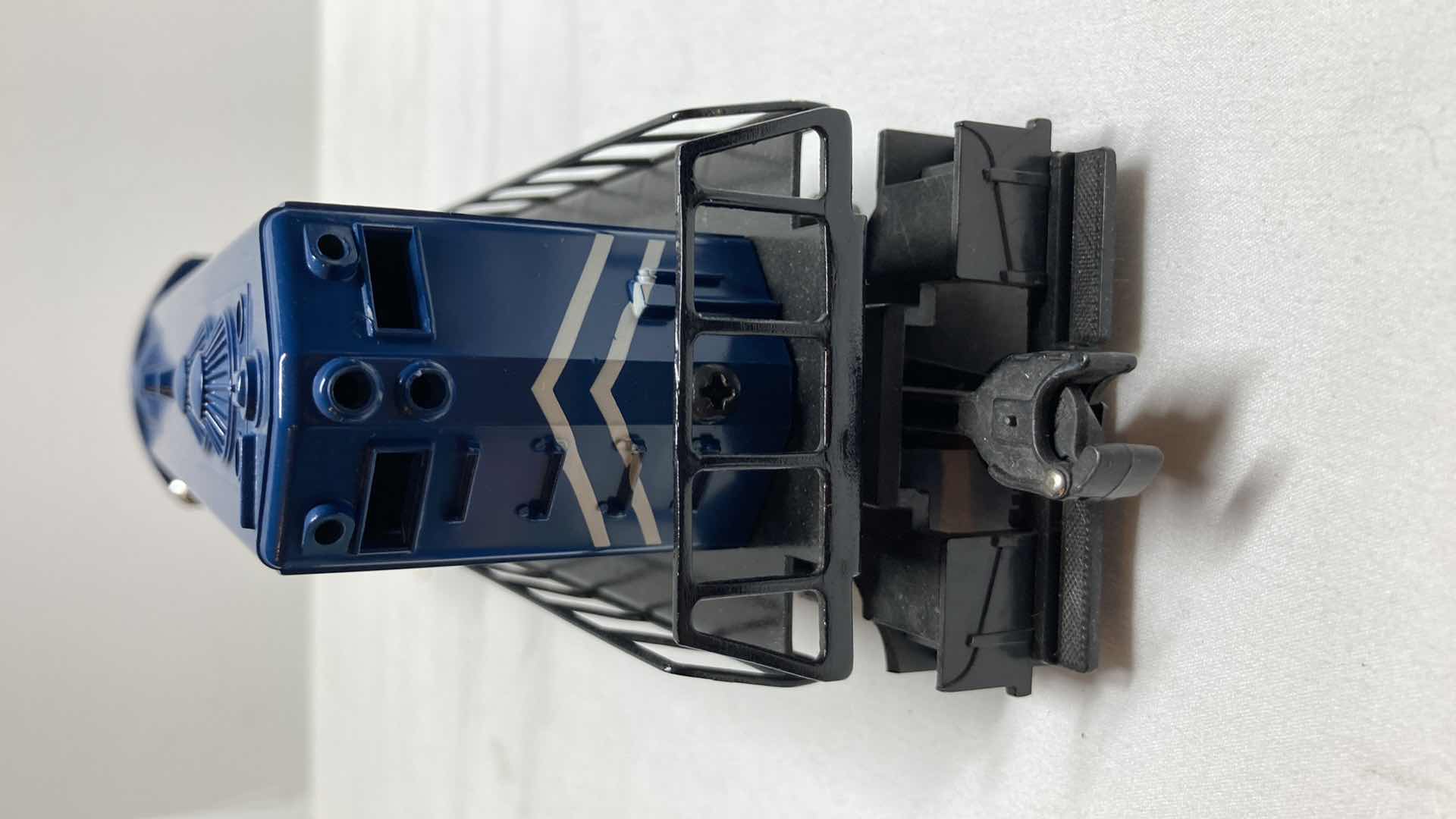 Photo 4 of LIONEL MISSOURI PACIFIC LINES LOCOMOTIVE 8565 YR1975-76