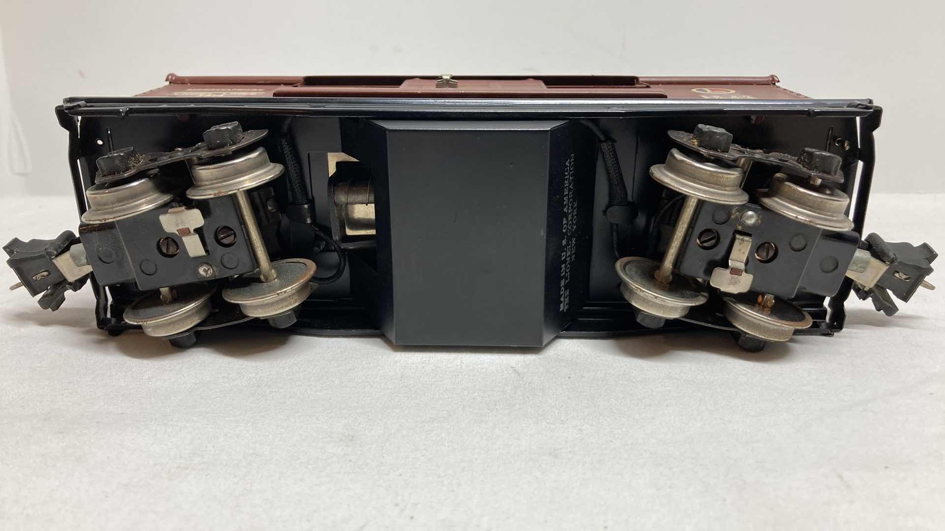 Photo 1 of LIONEL PREWAR MERCHANDISE CAR 3814 W CRATES & INSTRUCTIONS