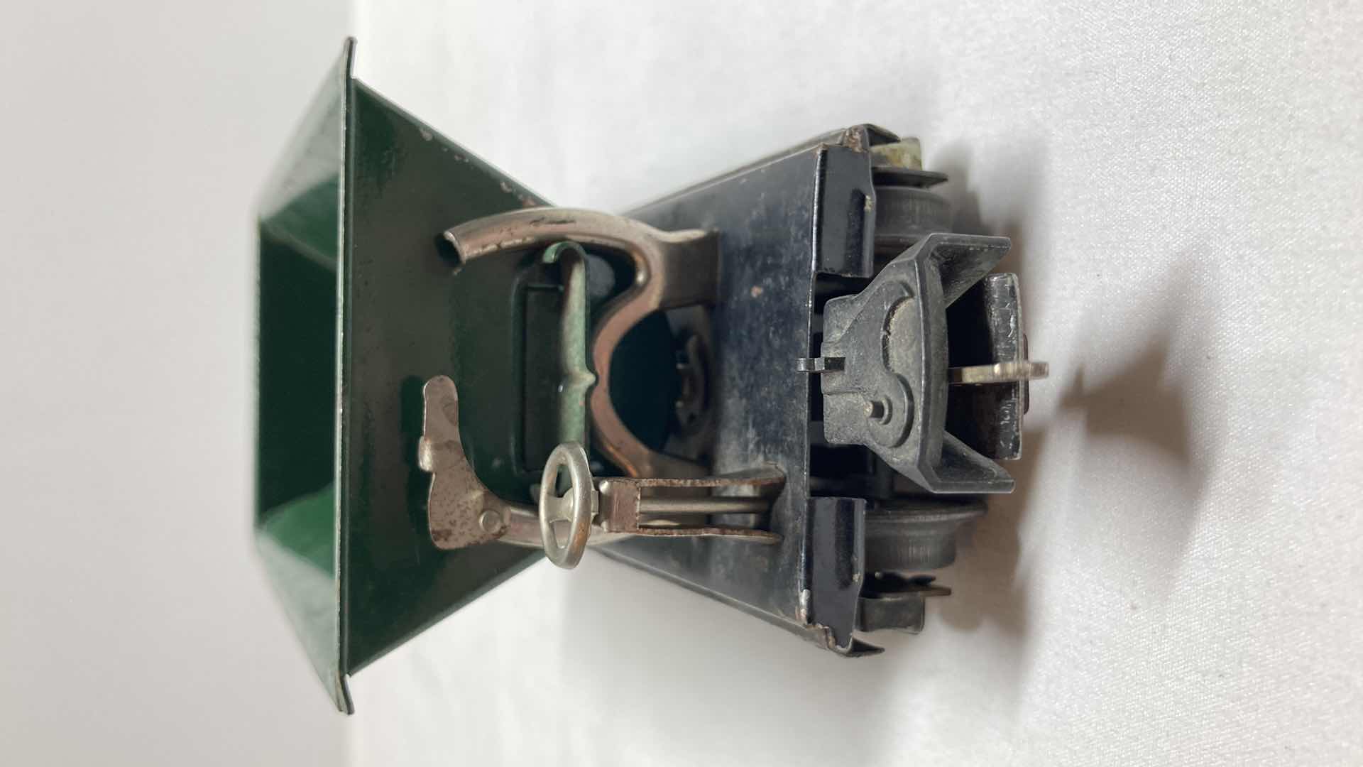 Photo 1 of LIONEL PREWAR DUMP CAR 2659