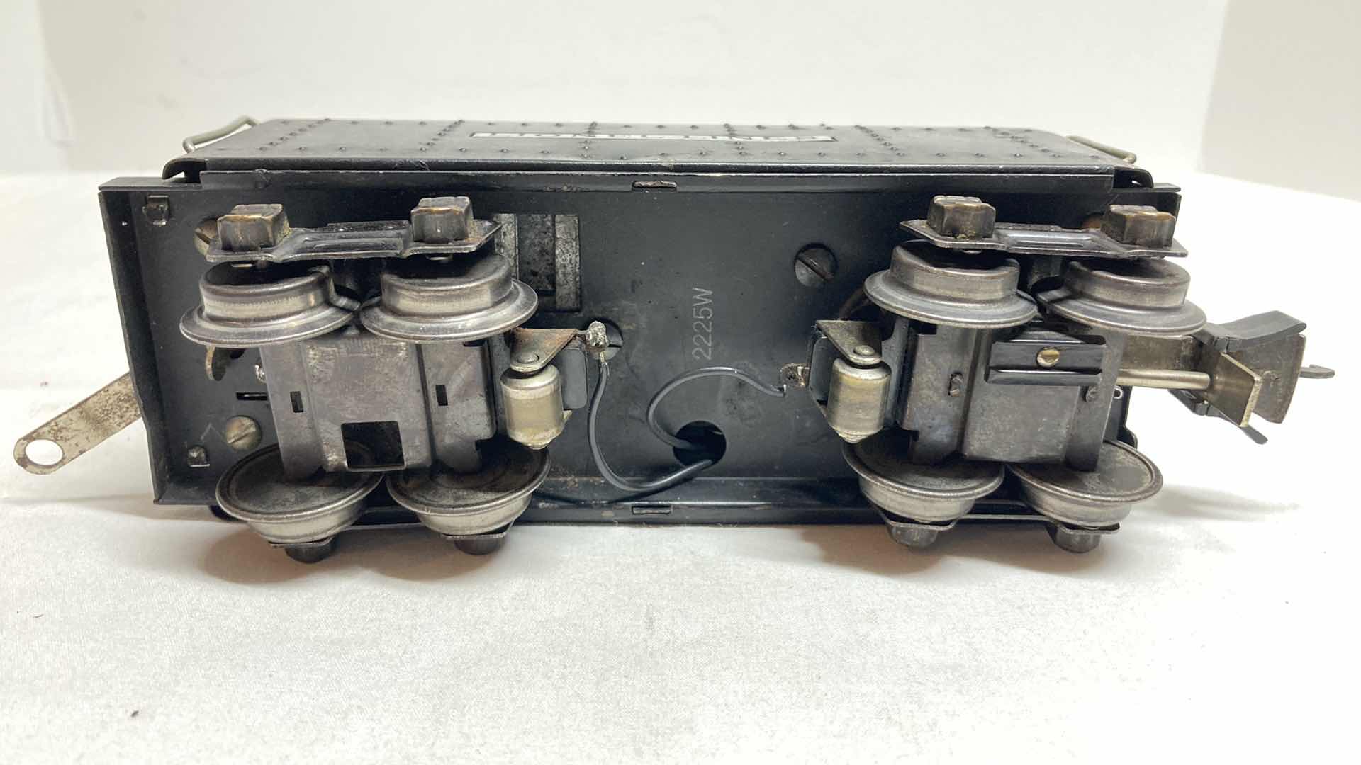 Photo 1 of LIONEL PREWAR TENDER CAR 2225W