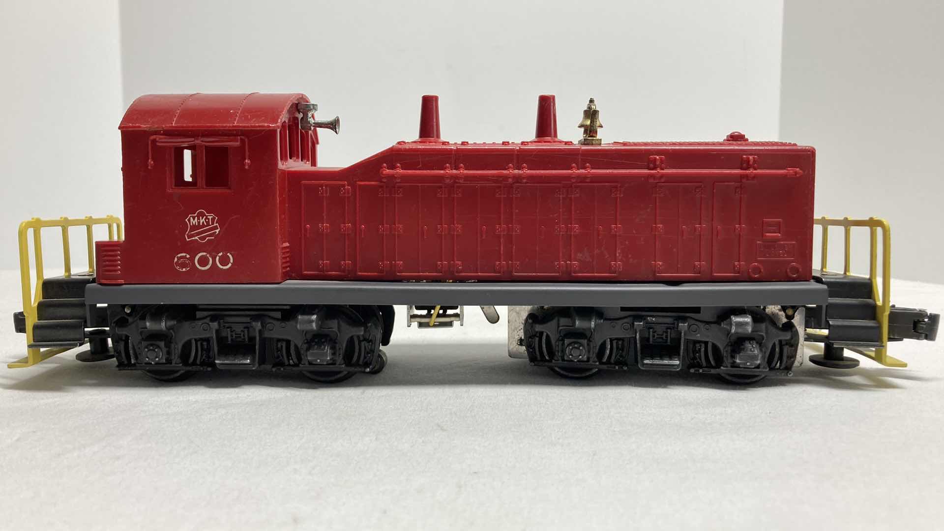 Photo 1 of LIONEL MKT NW-2 DIESEL SWITCHER 600 YR1955 RESTORED