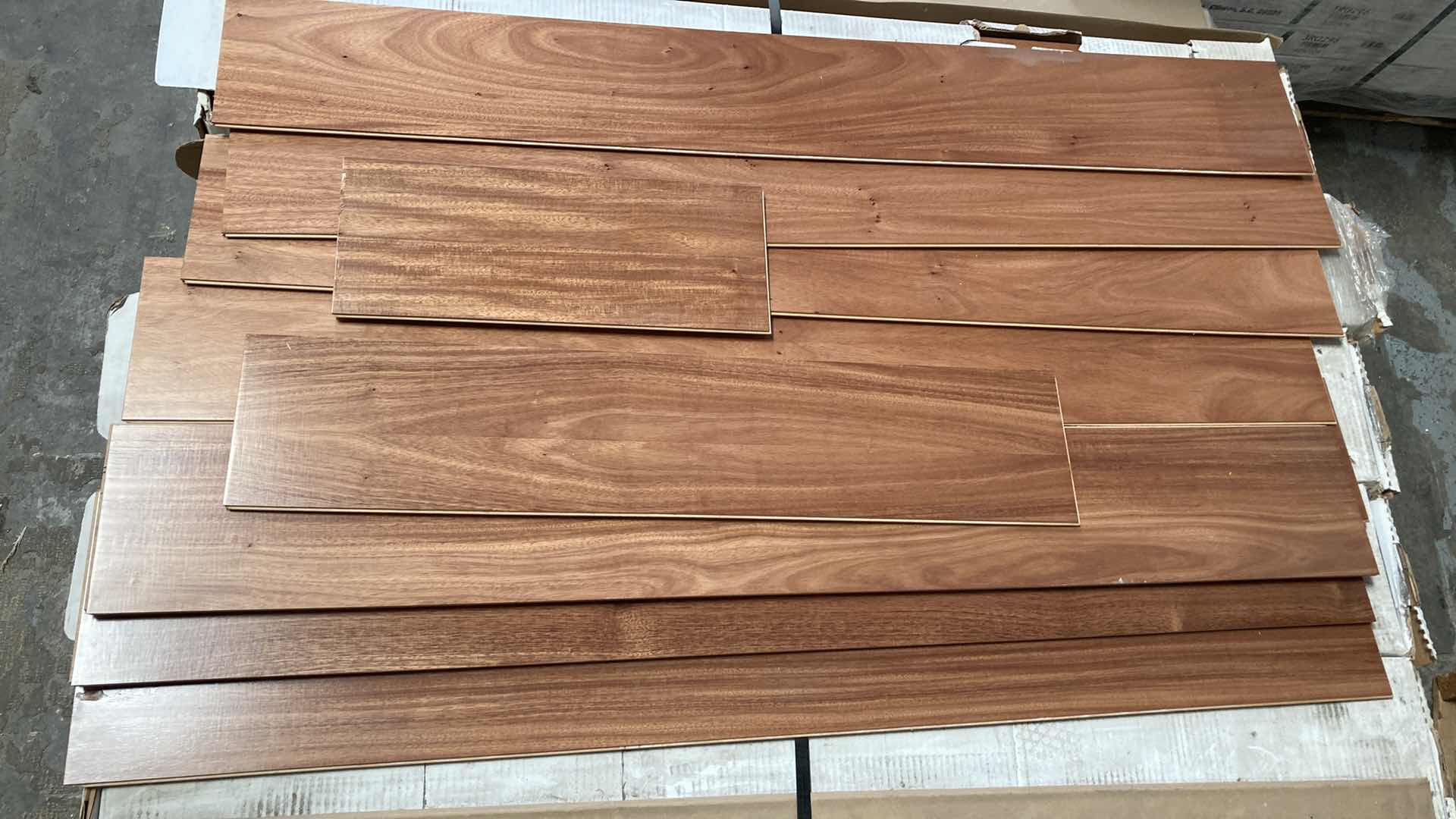 Photo 1 of ARMSTRONG ENGINEERED AMENDOIM NATURAL FINISH HARDWOOD FLOORING ON PALLET APPROX 500sqft 6.5” X 48” H5/16”