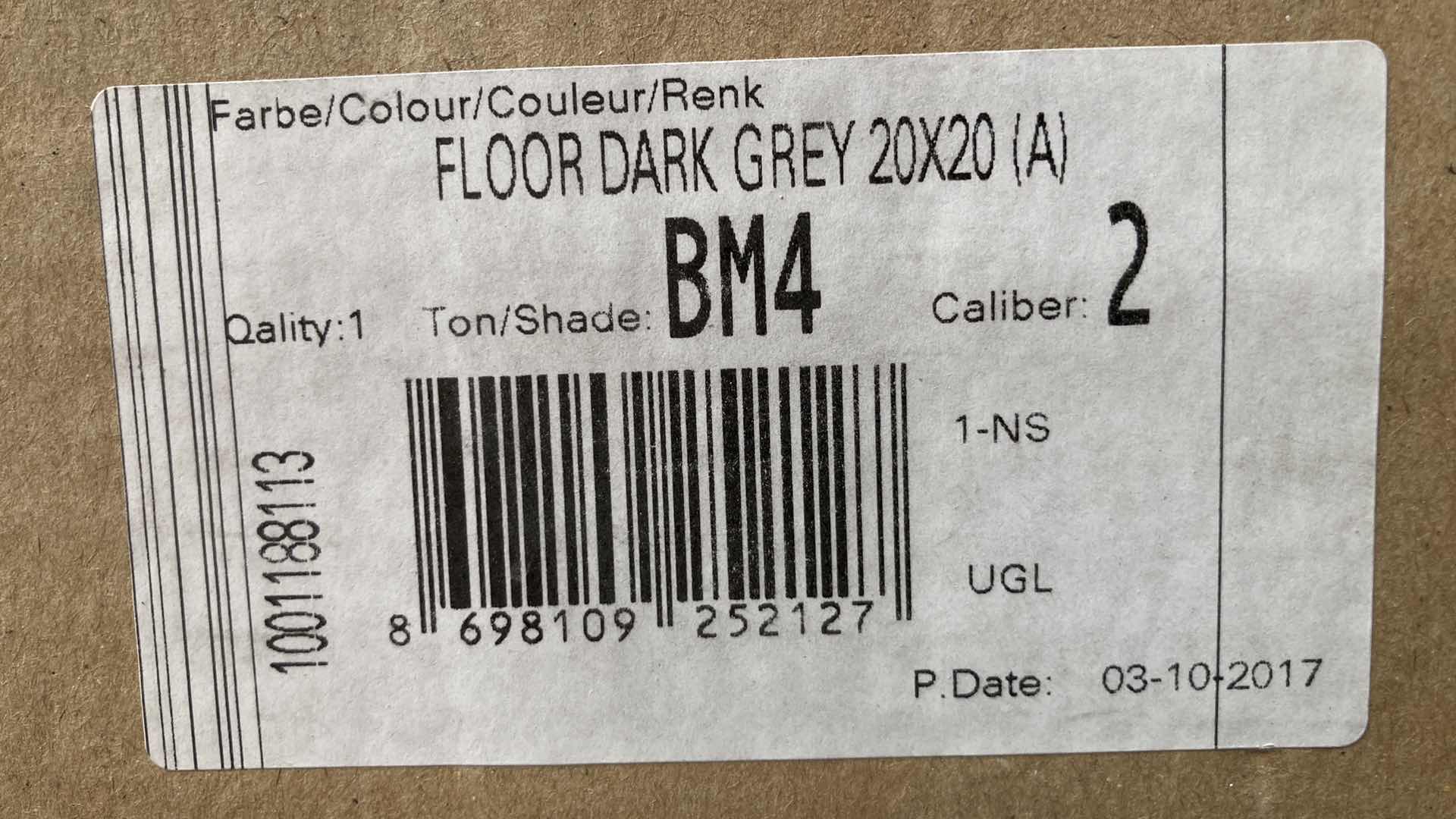Photo 1 of URBATEK DARK GREY CERAMIC TILE B4M APPROX 180PC 7.75” X 7.75” H15/32”