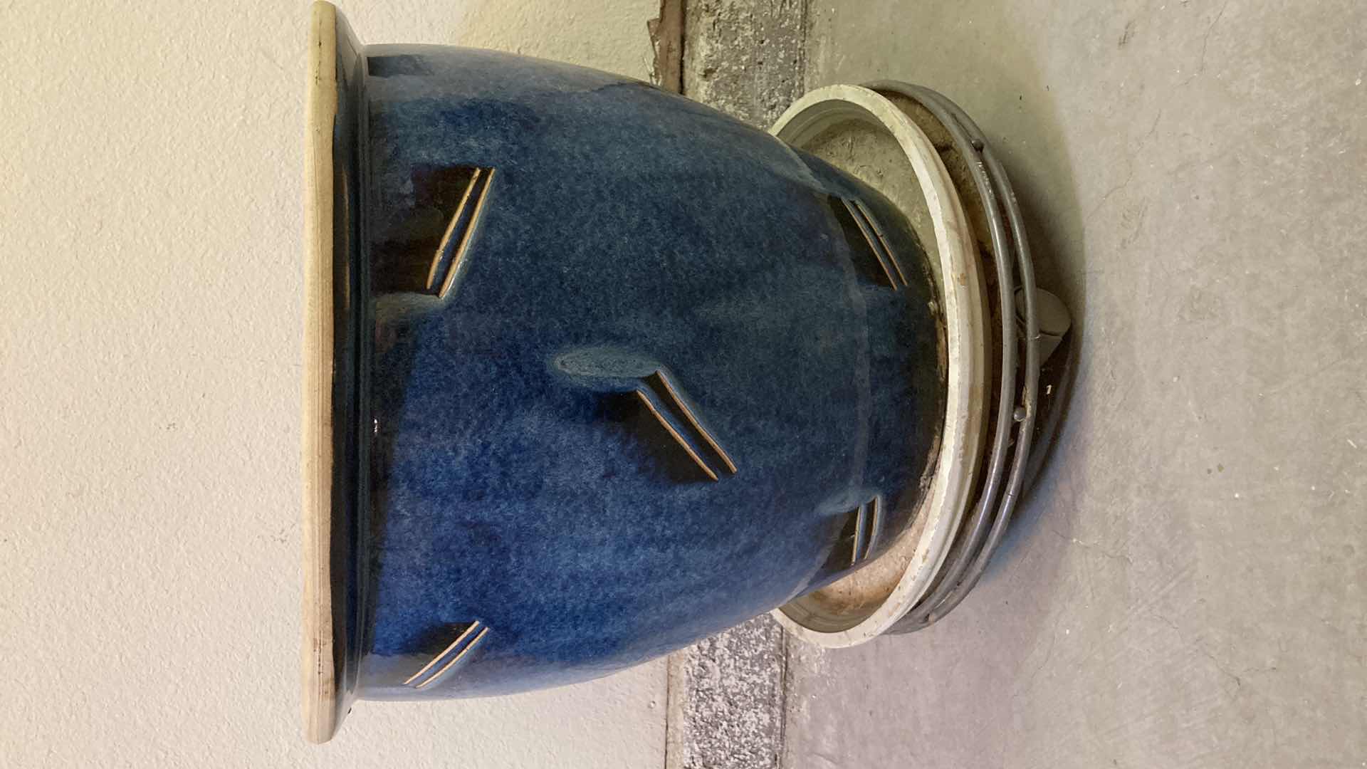 Photo 2 of KI KI CERAMIC PLANTER 19” X 16”