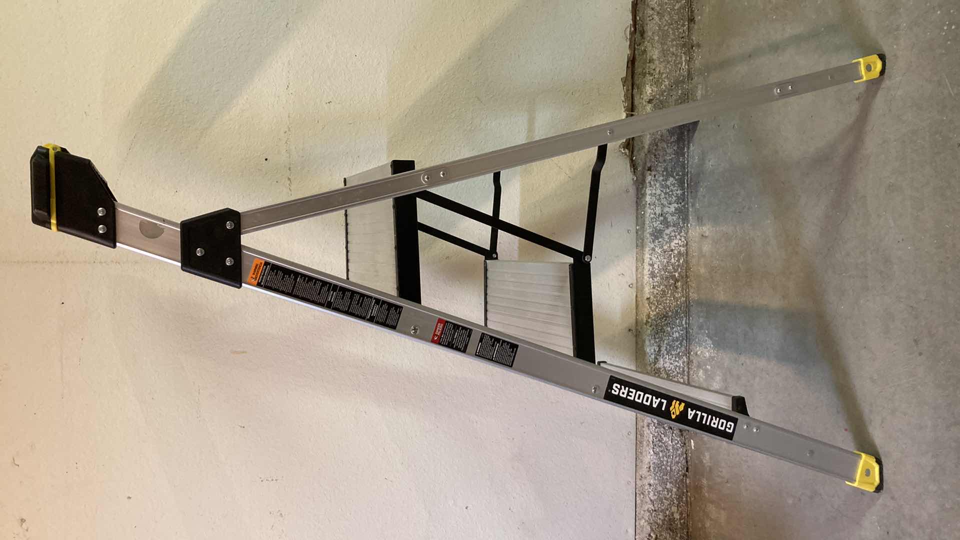 Photo 1 of GORILLA LADDERS STEP LADDER MODEL GLA4XT3