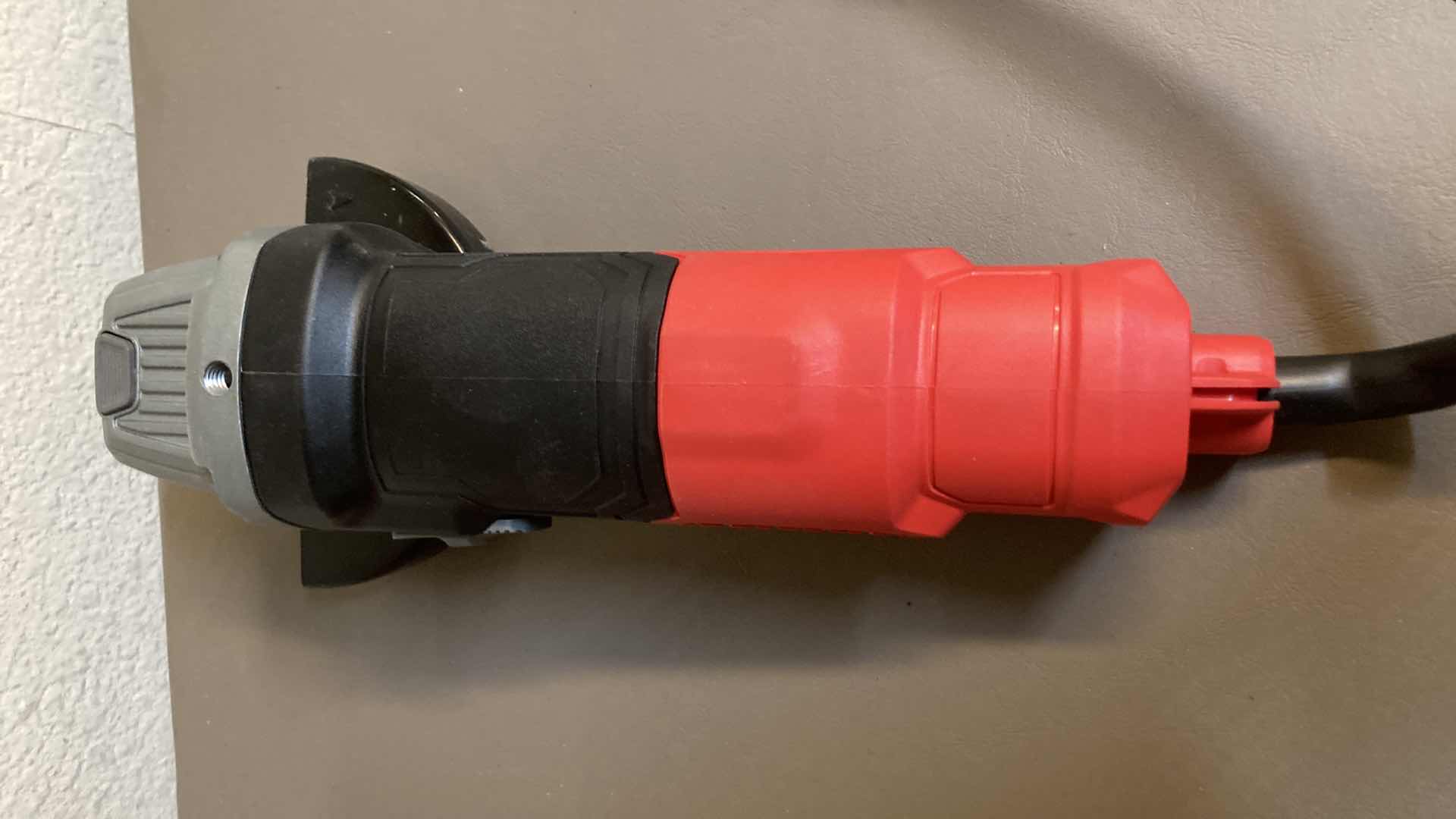 Photo 5 of CRAFTSMAN 6.0 AMP ANGLE GRINDER MODEL CMEG100