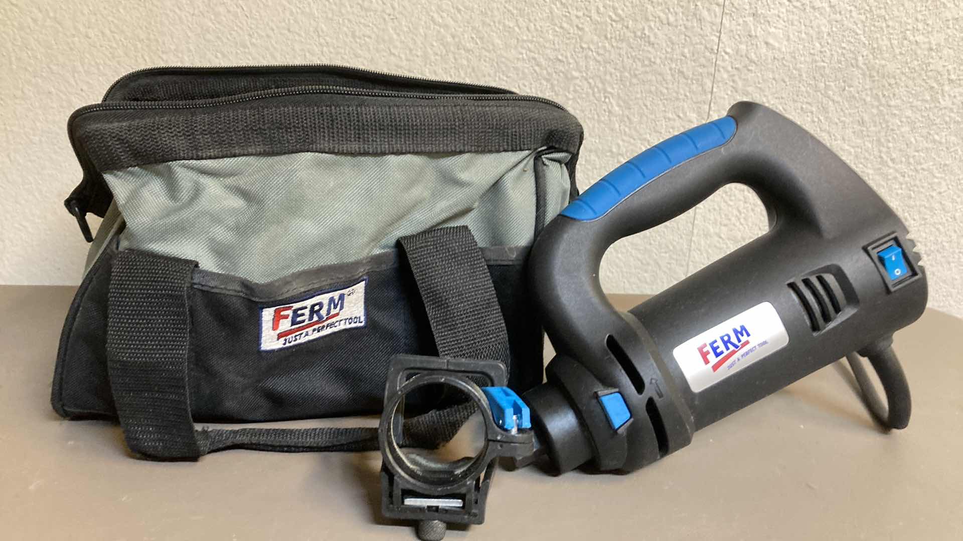 Photo 1 of FERM 4A ROTARY CUTTING TOOL MODEL SCM8001 W CASE