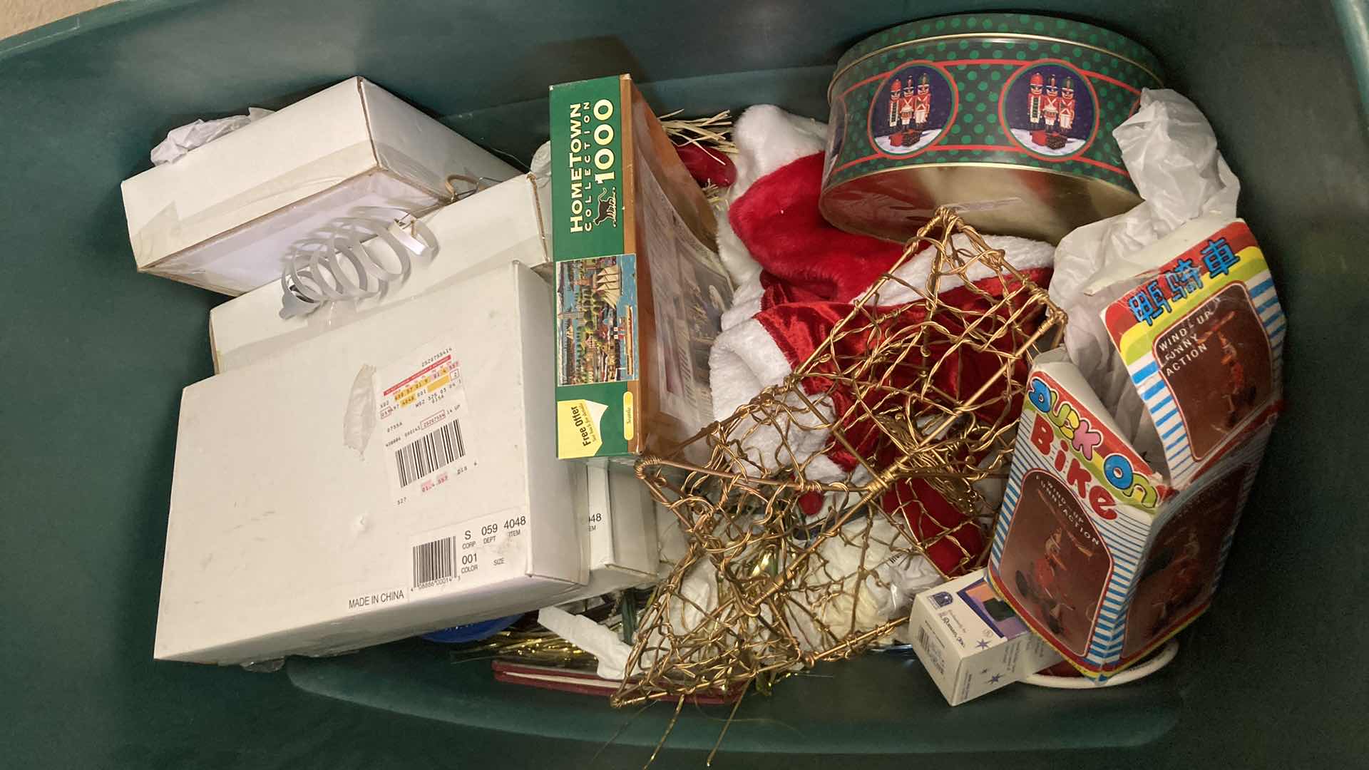 Photo 8 of CHRISTMAS DECORATIONS W TOTES