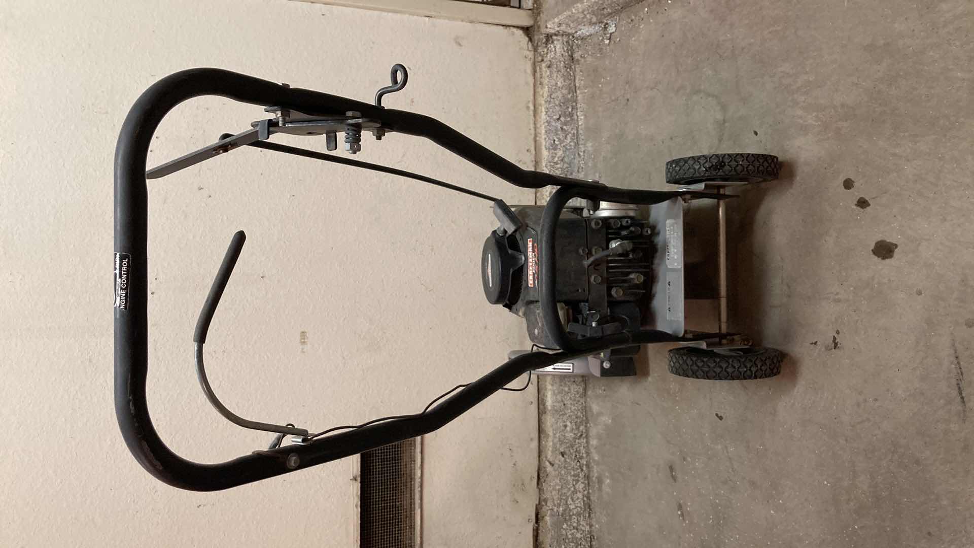 Photo 5 of CRAFTSMAN 3.5HP EDGER