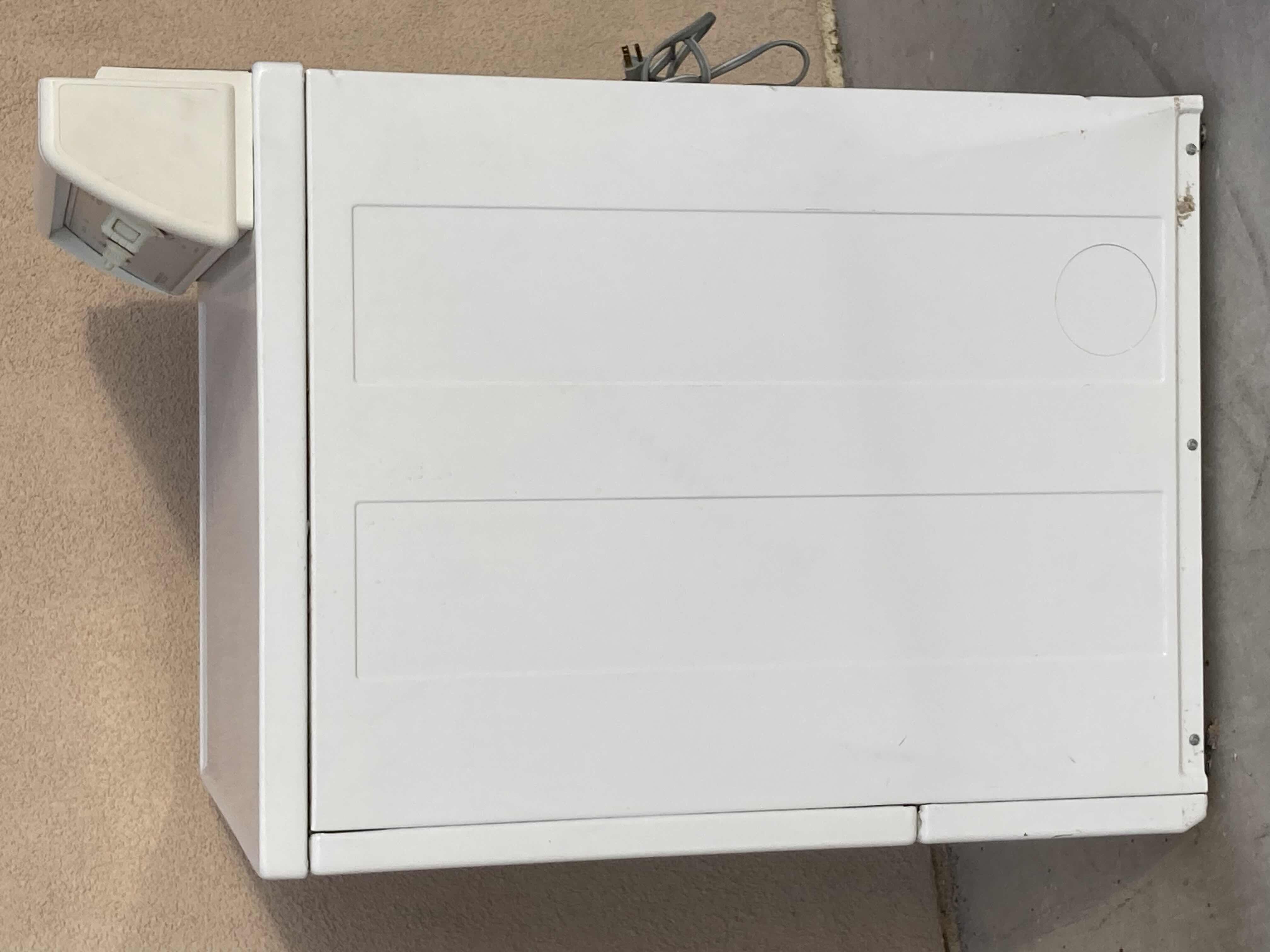 Photo 1 of AMANA COMMERCIAL QUALITY GAS DRYER MODEL LGA30AW