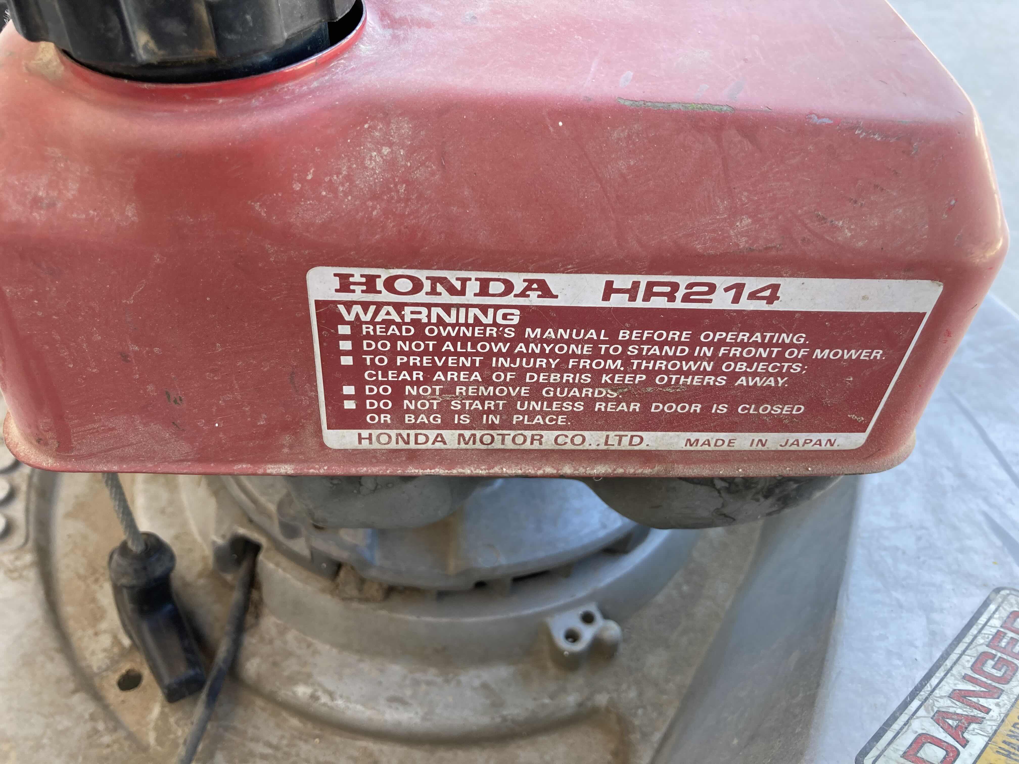 Photo 1 of HONDA HR214 LAWN MOWER