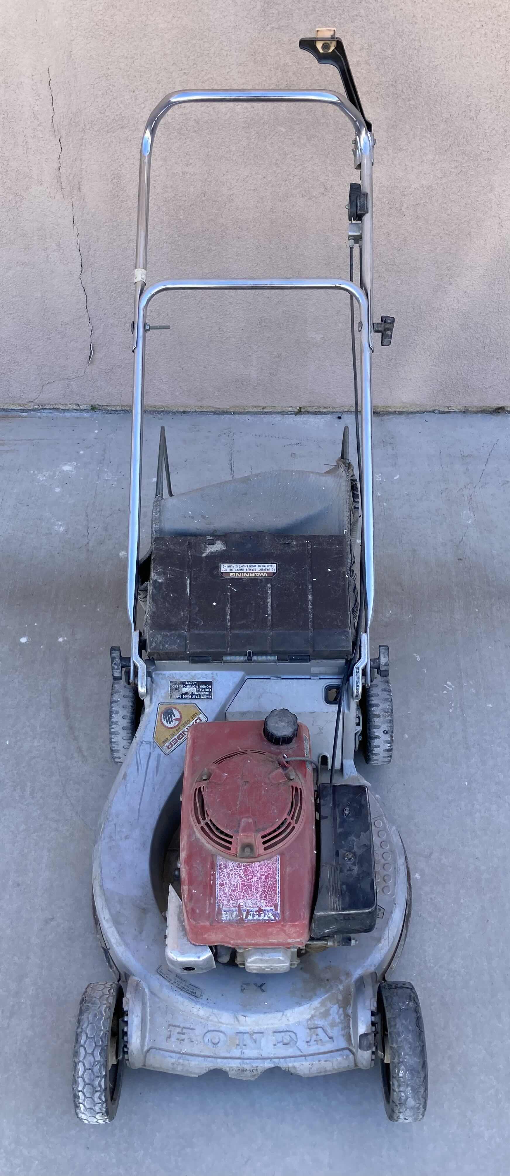 Photo 1 of HONDA HR214 LAWN MOWER