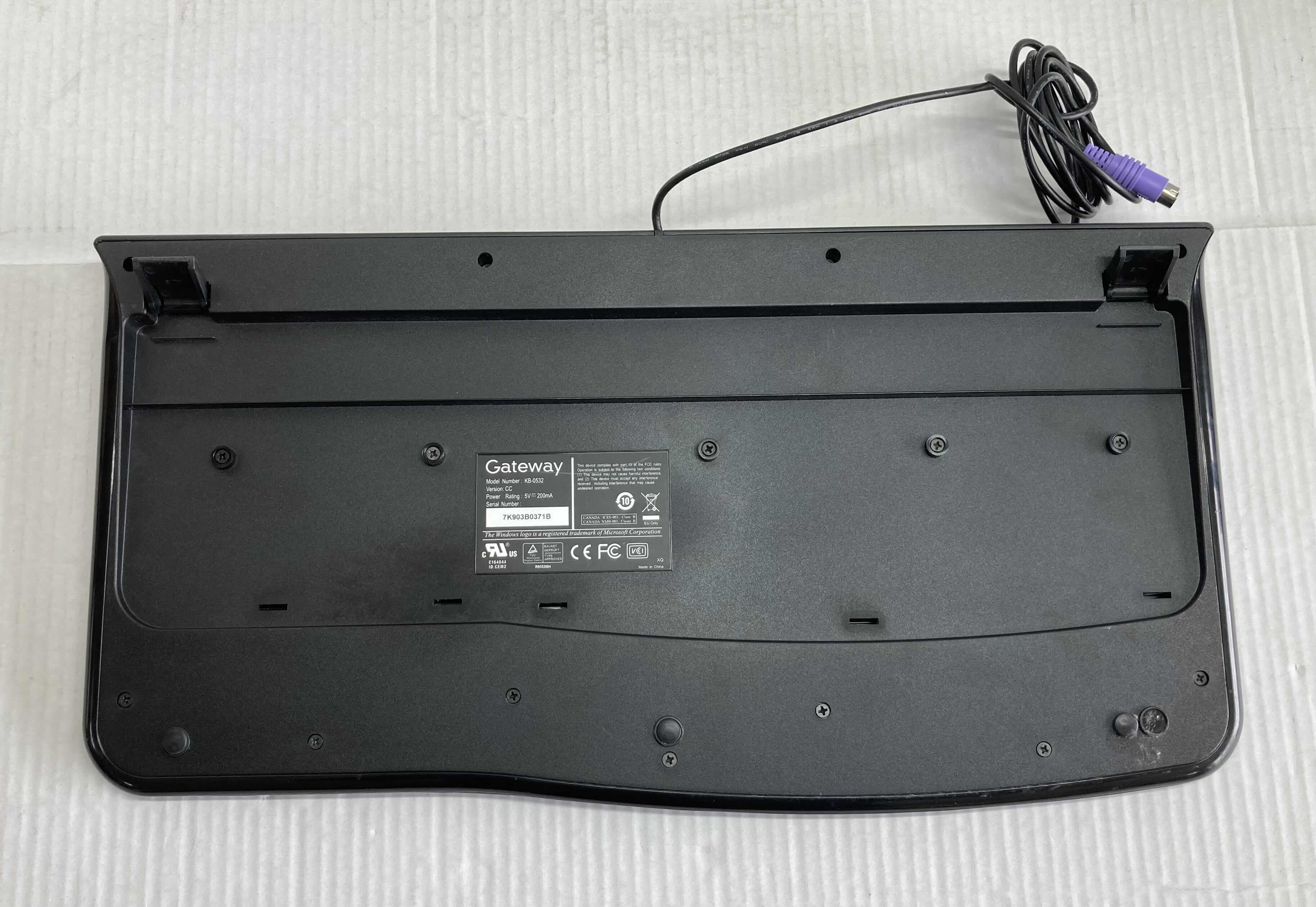 Photo 1 of GATEWAY CORDED COMPUTER KEYBOARD MODEL KB-0532