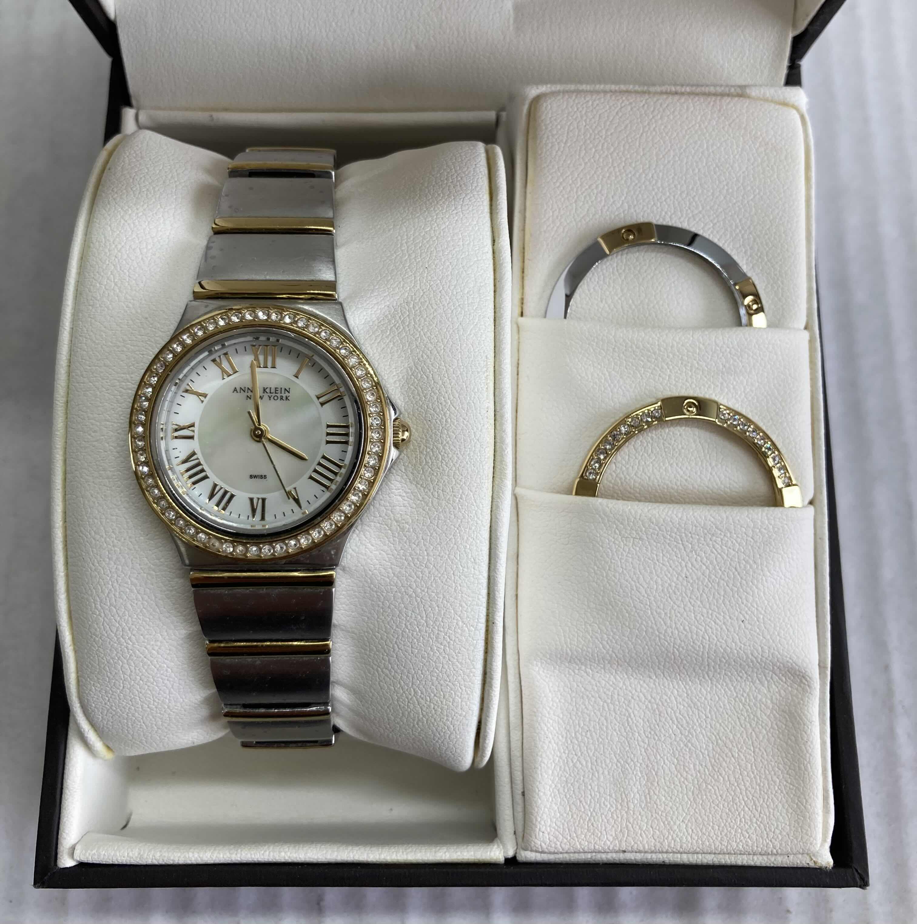 Photo 1 of ANNE KLEIN SWISS WOMENS WATCH W 2 EXTRA BEZELS #706S