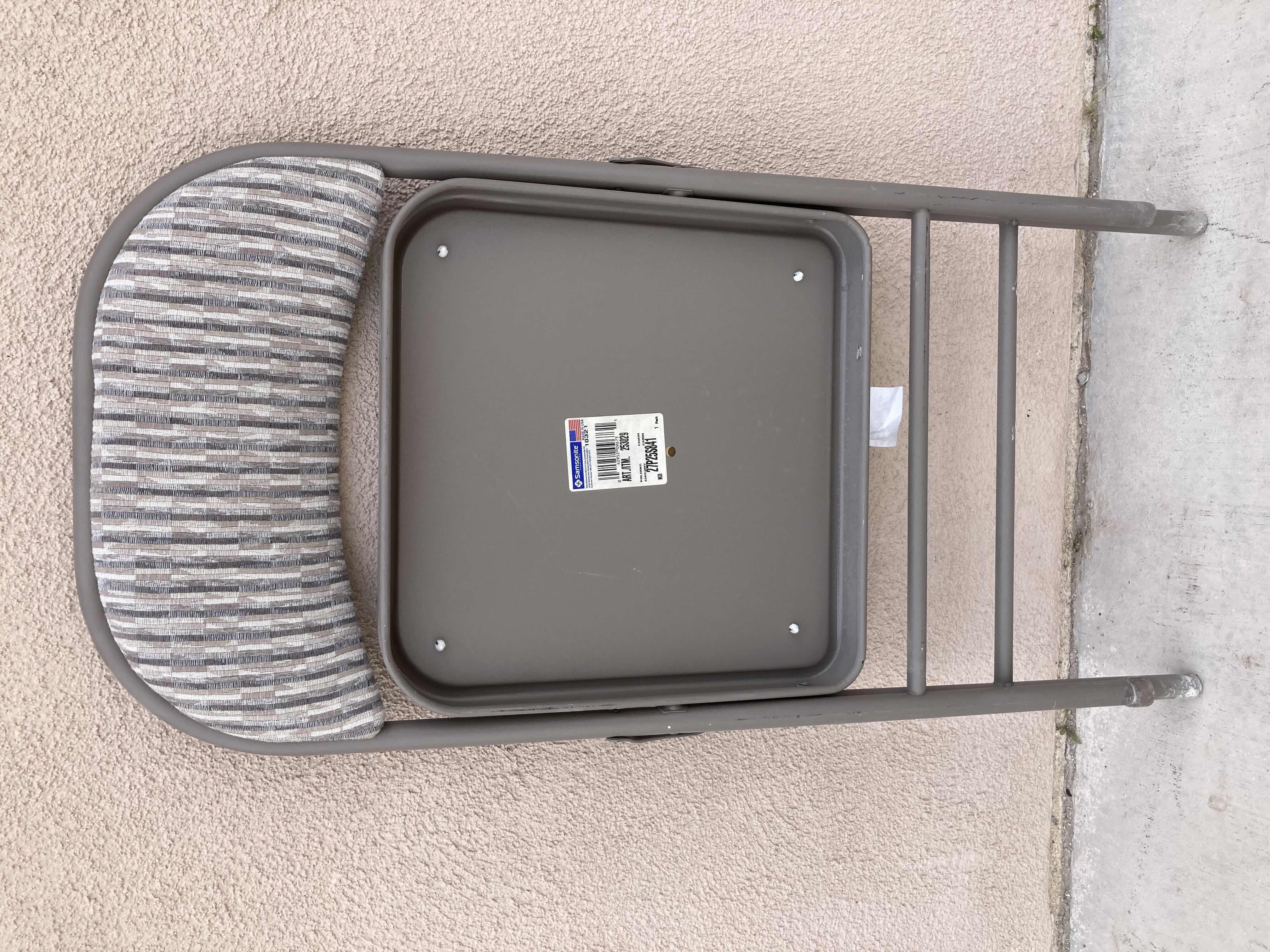 Photo 1 of SAMSONITE PADDED METAL FOLDING CHAIR 18.5” X 19.5” H29”