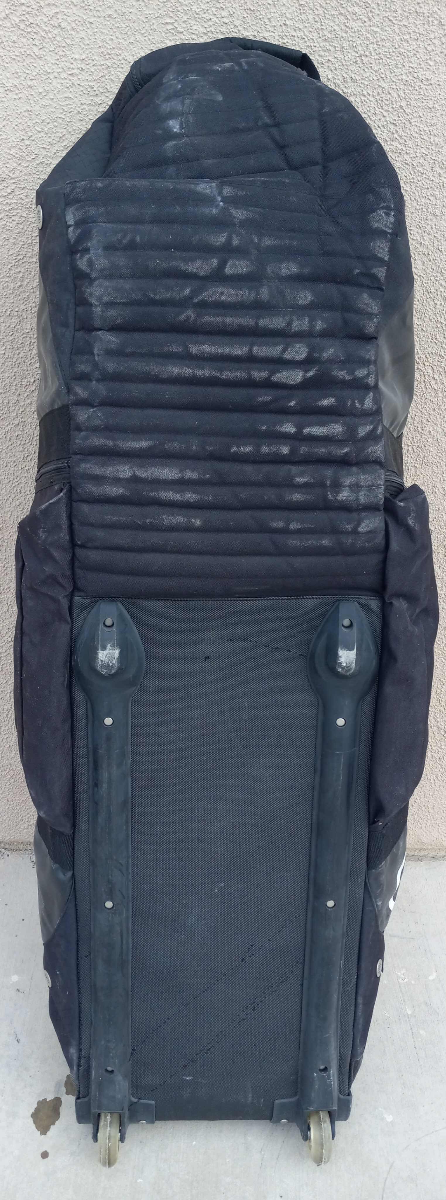 Photo 5 of OGIO SPORT ROLLING TRAVEL GOLF BAG 17” X 16” H50”