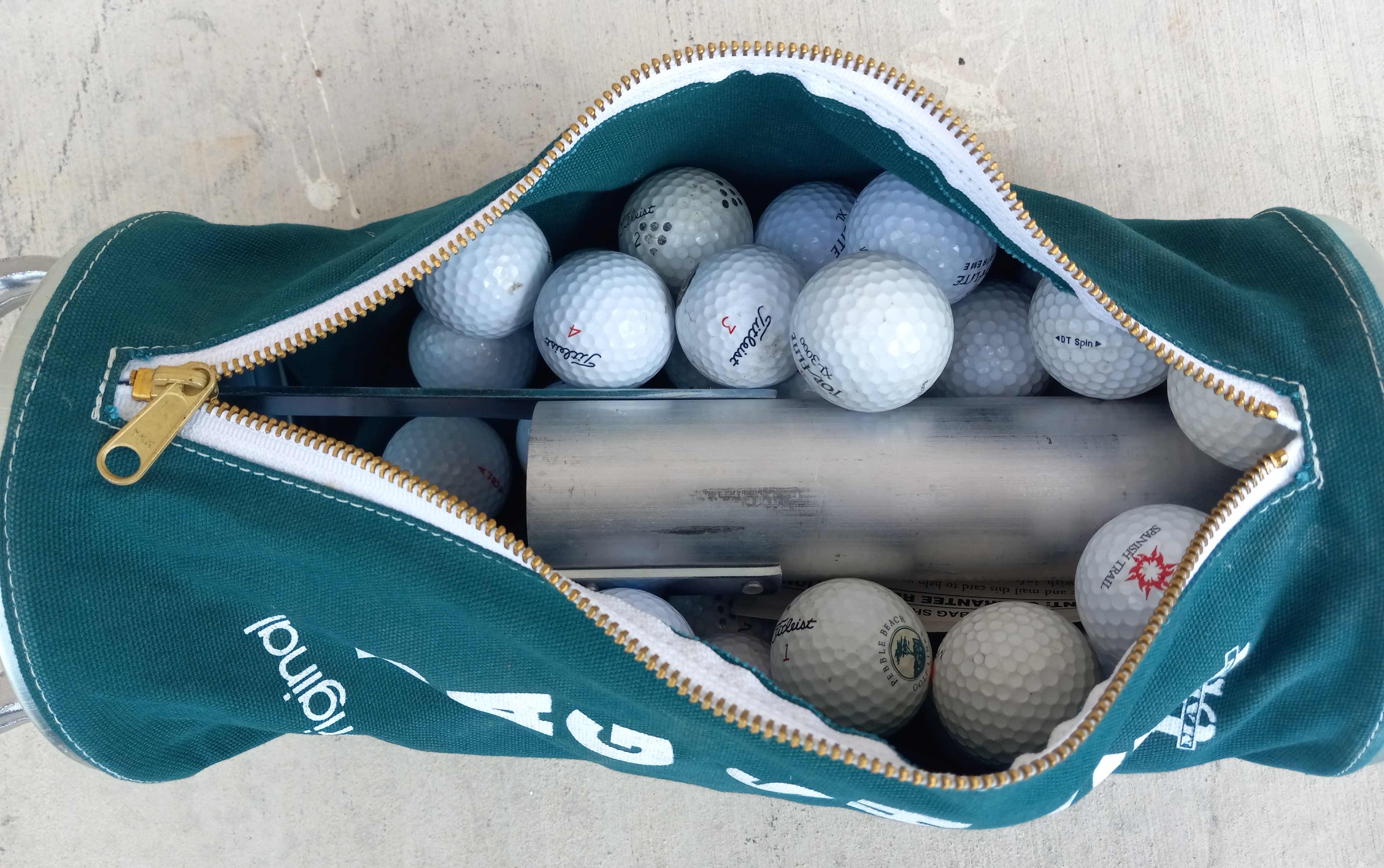 Photo 1 of ORIGINAL BAG SHAG BALL RETRIEVER W GOLF BALLS