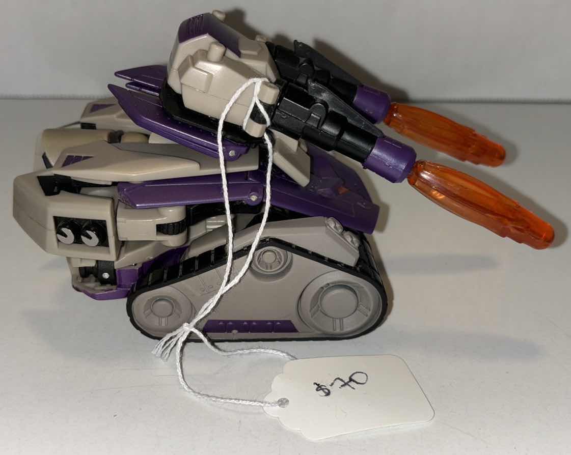 Photo 1 of 2008 TRANSFORMERS ANIMATED VOYAGER CLASS “BLITZWING” (COMPLETE)