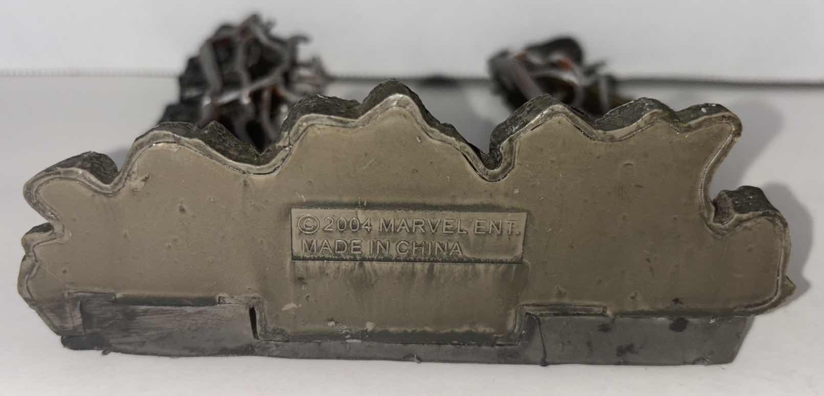 Photo 1 of 2004 MARVEL ENTERTAINMENT X-MEN SENTINEL BROKEN GATE WALL HANGER