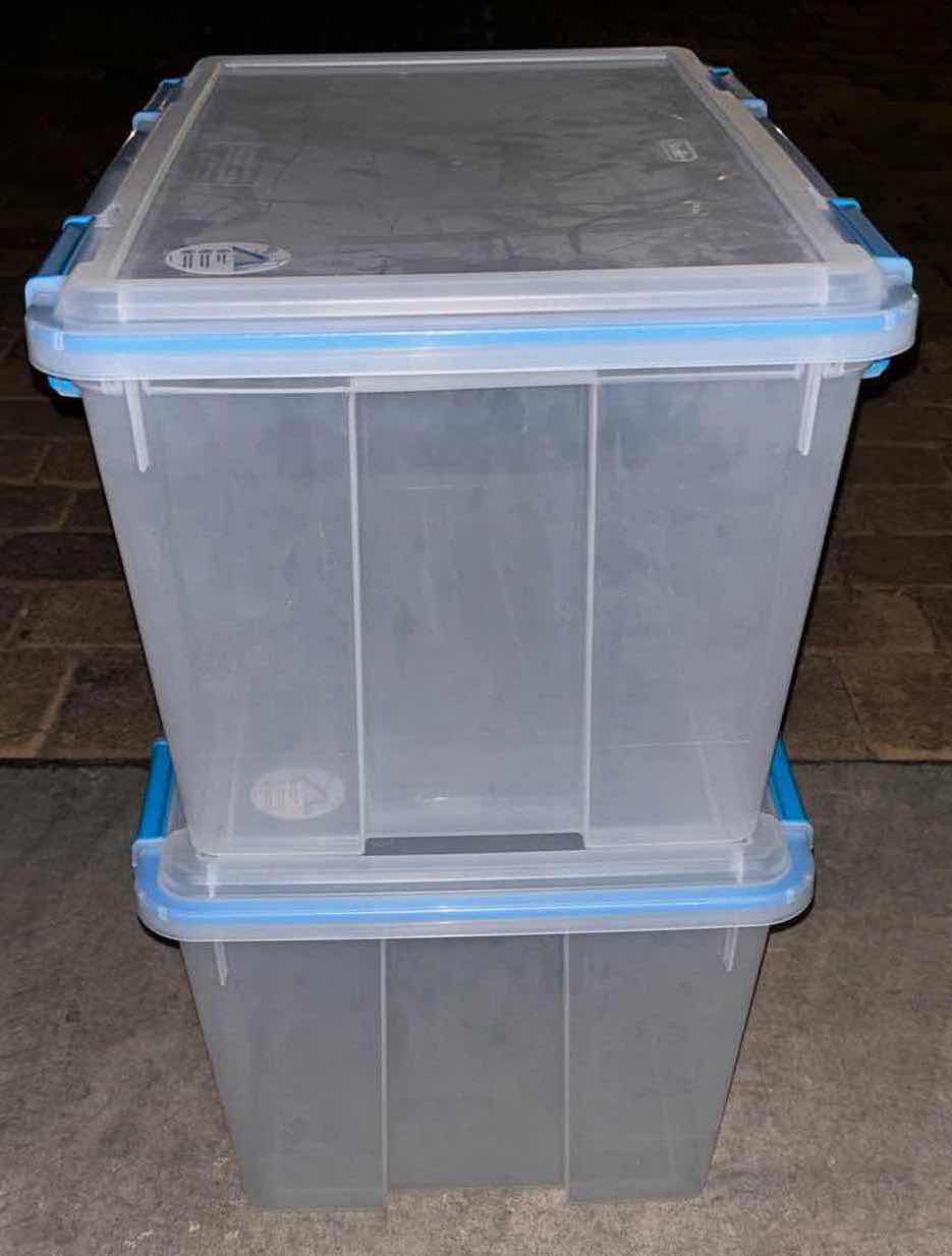 Photo 2 of STERILITE 54 QT GASKET BOX STORAGE BIN W LATCHED LIDS (2)