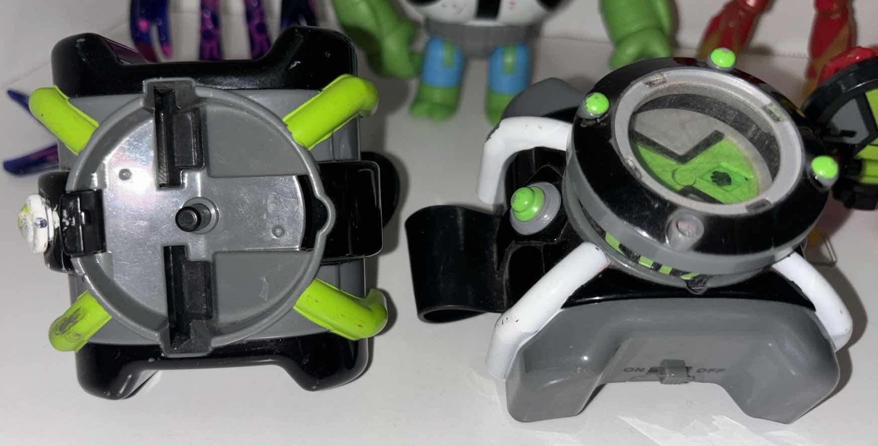 Photo 1 of 16 PC “BEN 10” BUNDLE  **NO RETURNS**