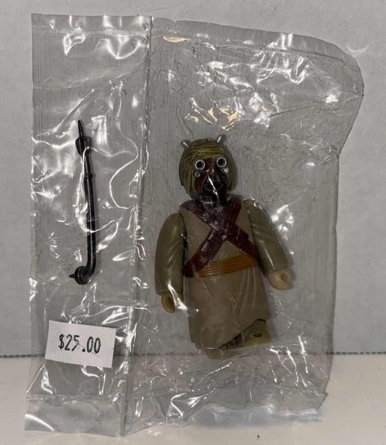 Photo 1 of 3-PACK TOMY MEDICOM STAR WARS KUBRICK SERIES 2 “CANTINA BAND MEMBER, TUSKEN RAIDER & GREEDO” MINI TOY FIGURES & ACCESSORIES **NO RETURNS**