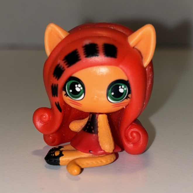 Photo 1 of MONSTER HIGH FRIGHT-MARE DOLLS (5 PCS) **NO RETURNS**