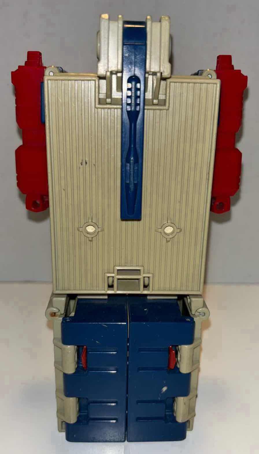 Photo 1 of 1988 HASBRO TAKARA TRANSFORMERS G1 POWERMASTERS OPTIMUS PRIME (INCOMPLETE, TRAILER ONLY) **NO RETURNS**